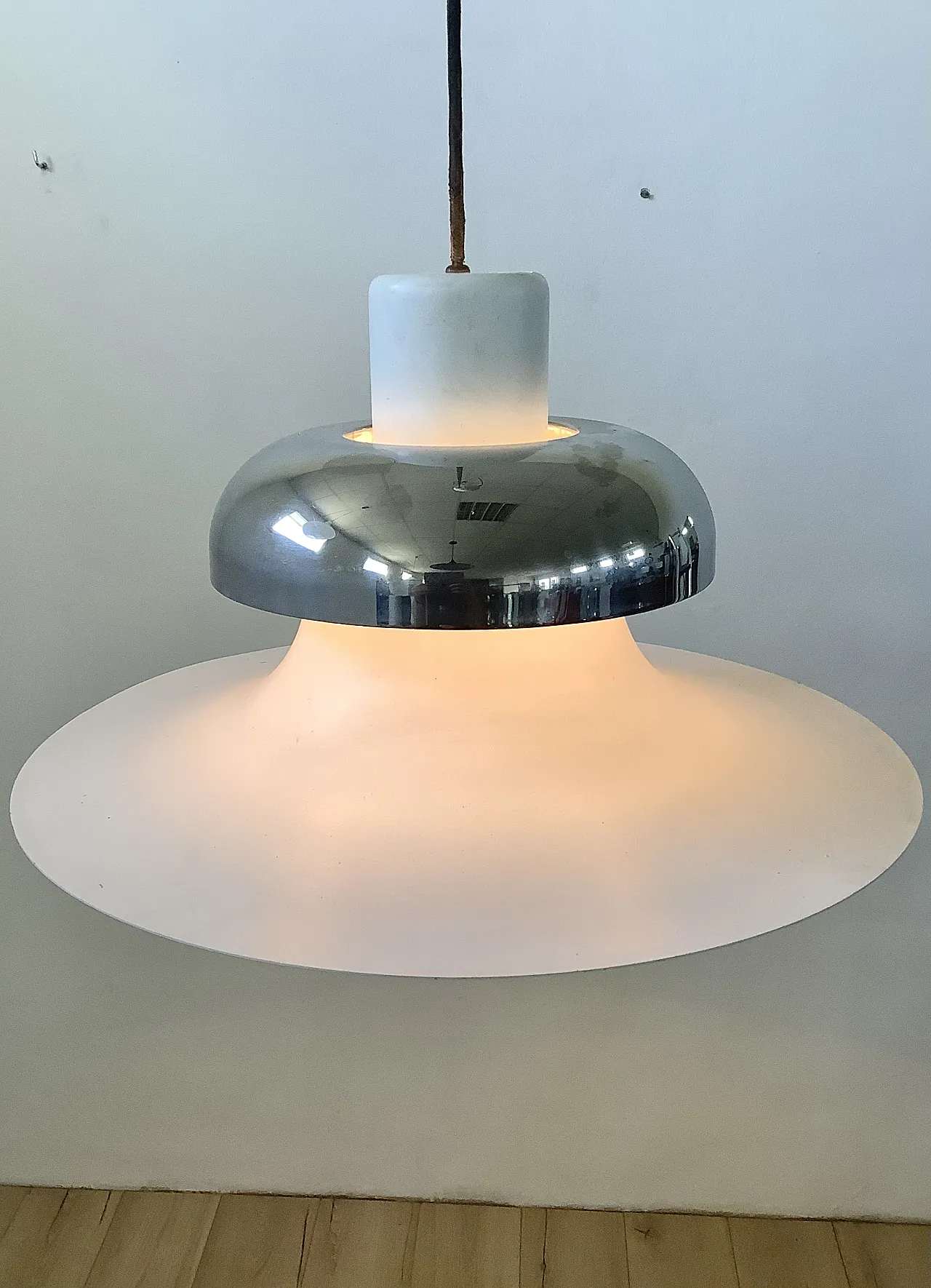 Louis Poulsen production chandelier 3