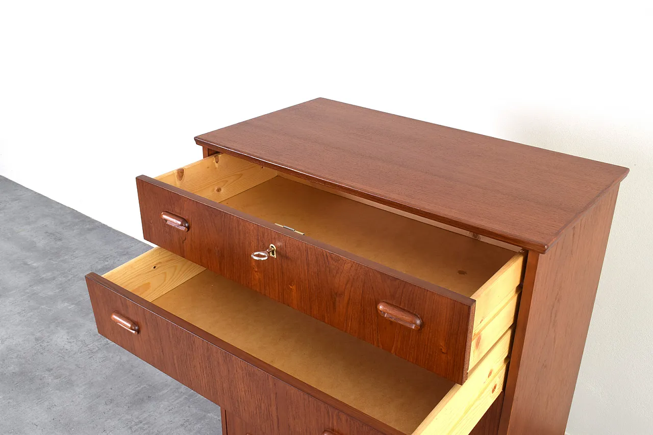 Mid-Century Danish Teak Chest of Drawers, 1960s. 14