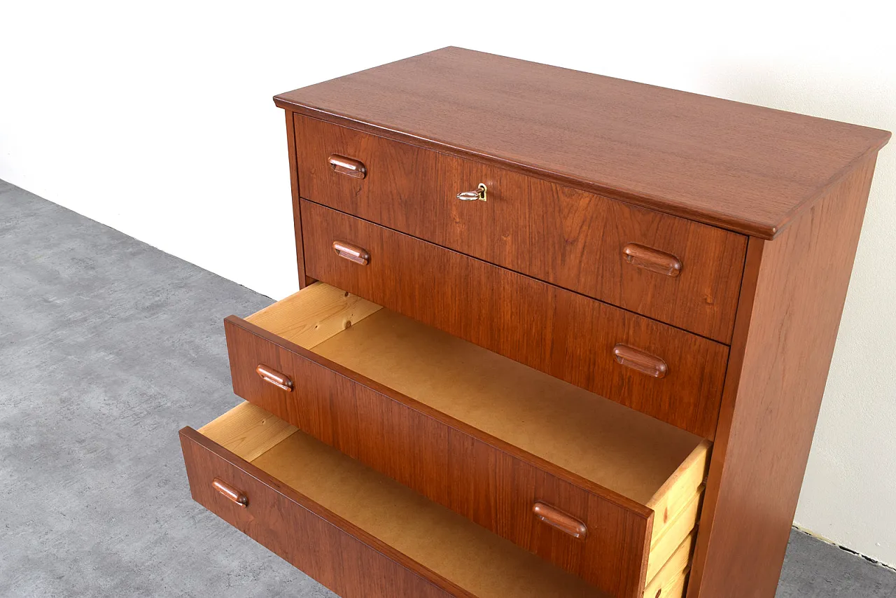 Mid-Century Danish Teak Chest of Drawers, 1960s. 15