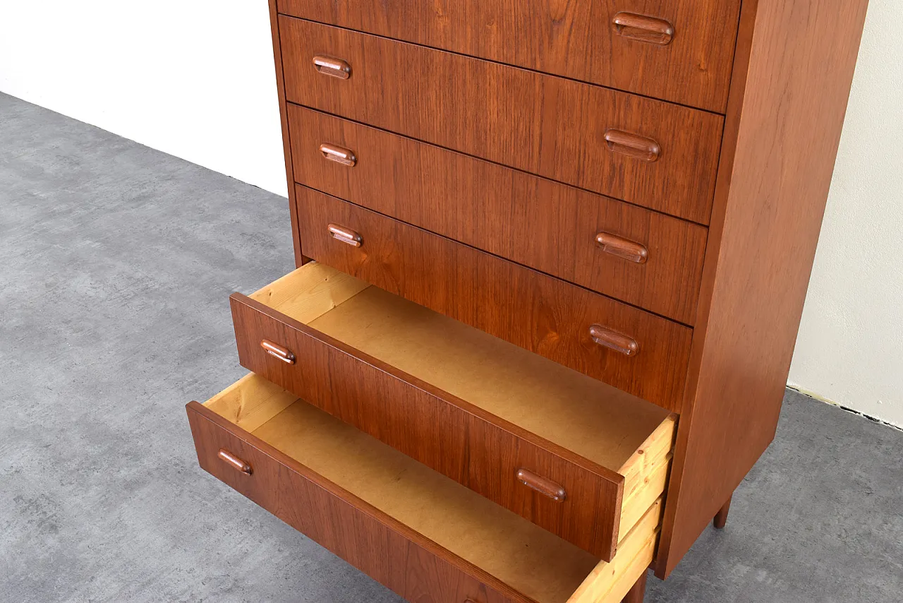 Mid-Century Danish Teak Chest of Drawers, 1960s. 16