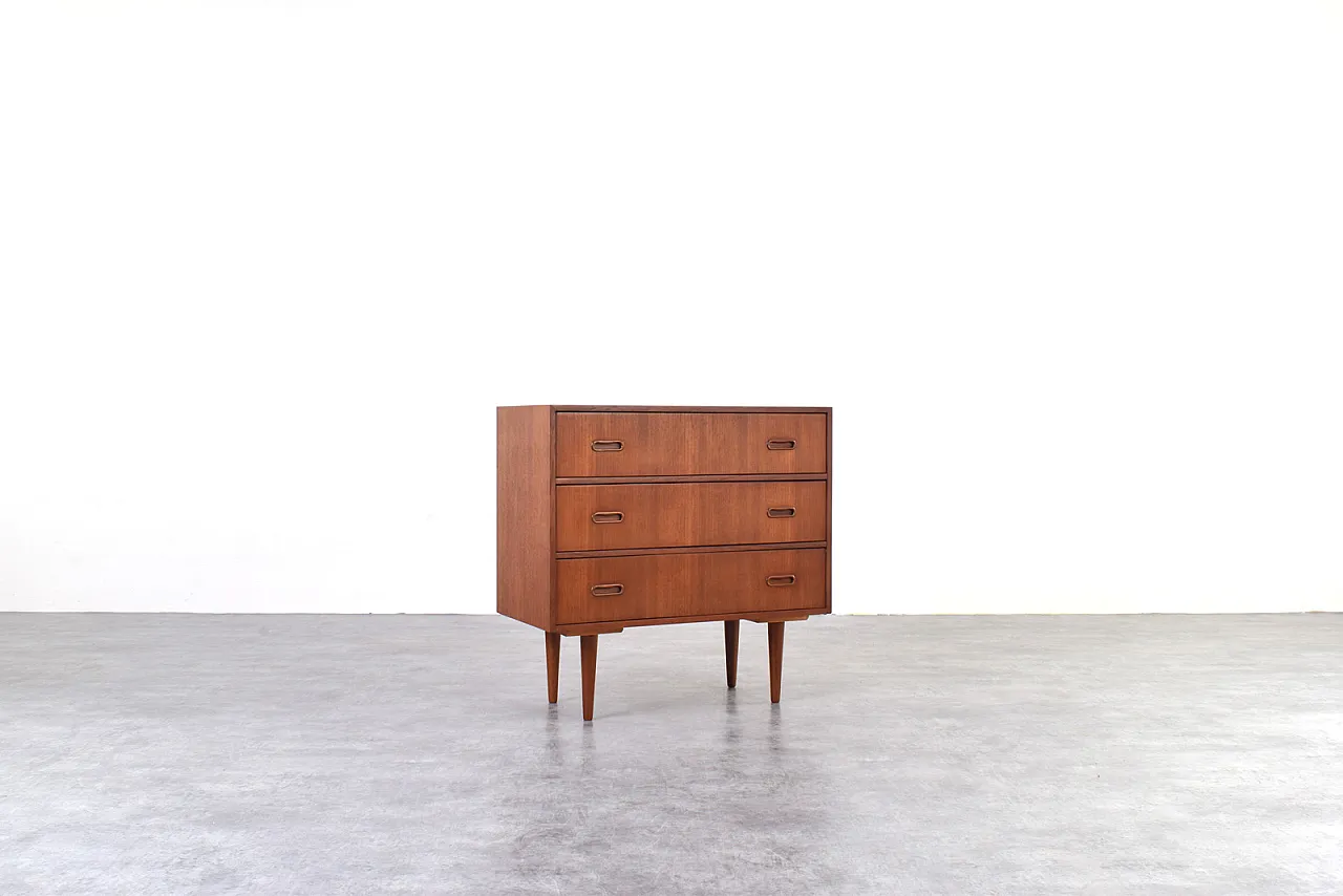 Mid-Century Danish Teak Chest of Drawers, 1960s 1