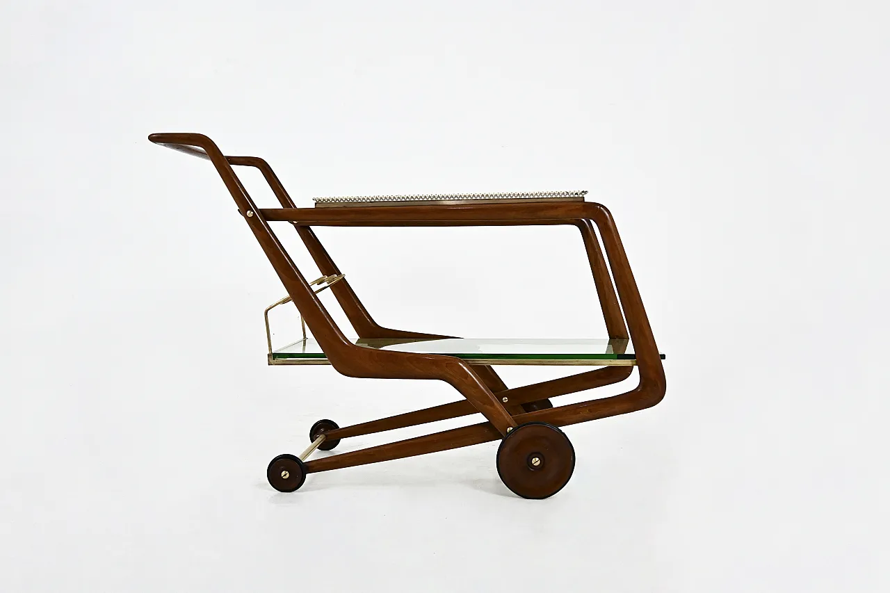 Italiano che serve carrello, anni '60 3