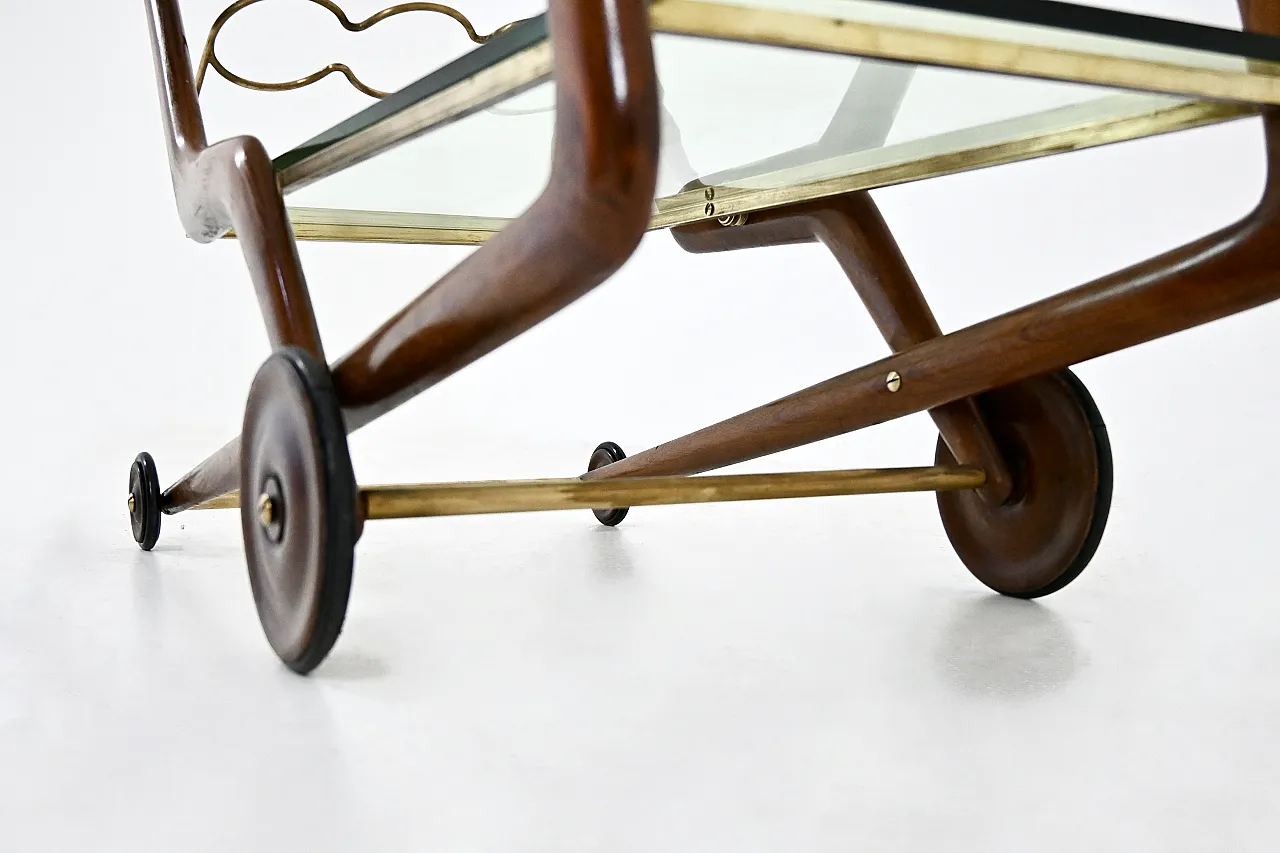 Italiano che serve carrello, anni '60 9