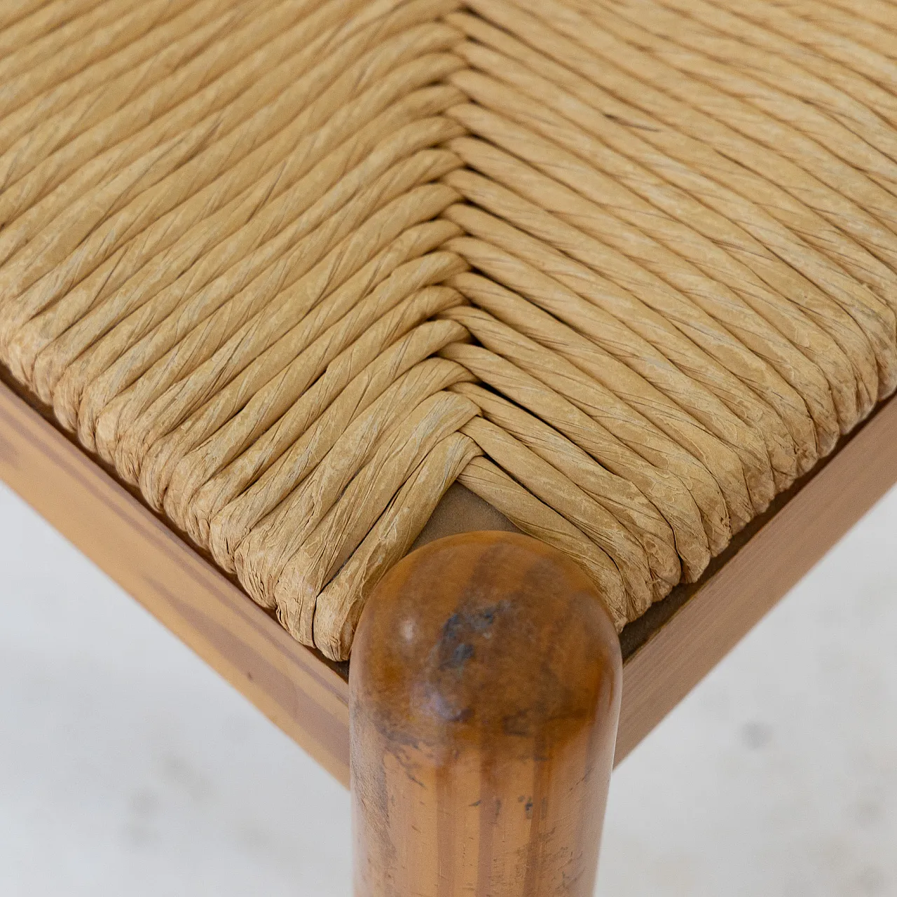 Coppia di sgabelli in larice e corda, anni '70 6