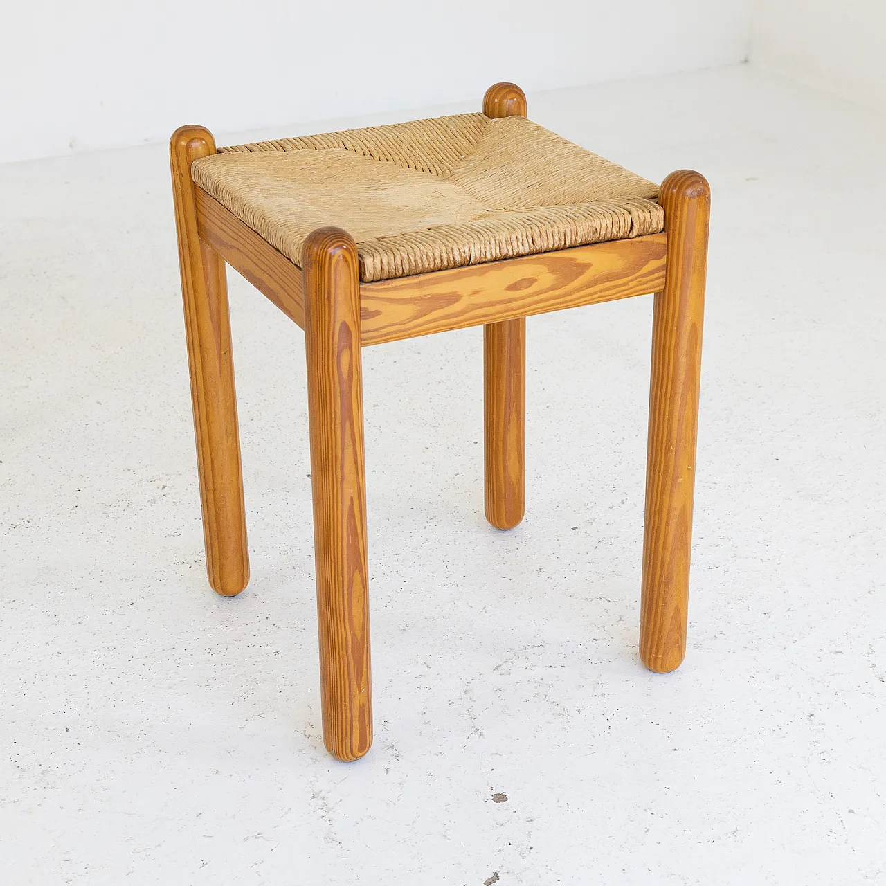 Coppia di sgabelli in larice e corda, anni '70 8