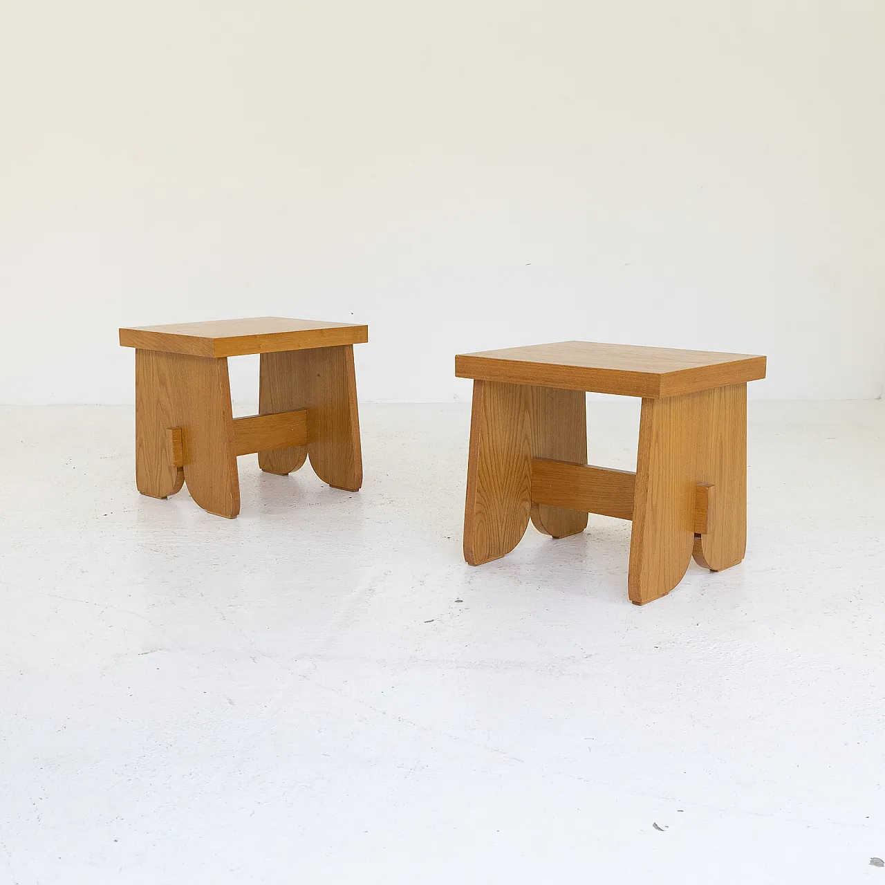 Pair of low sips in ash, 1960s 3