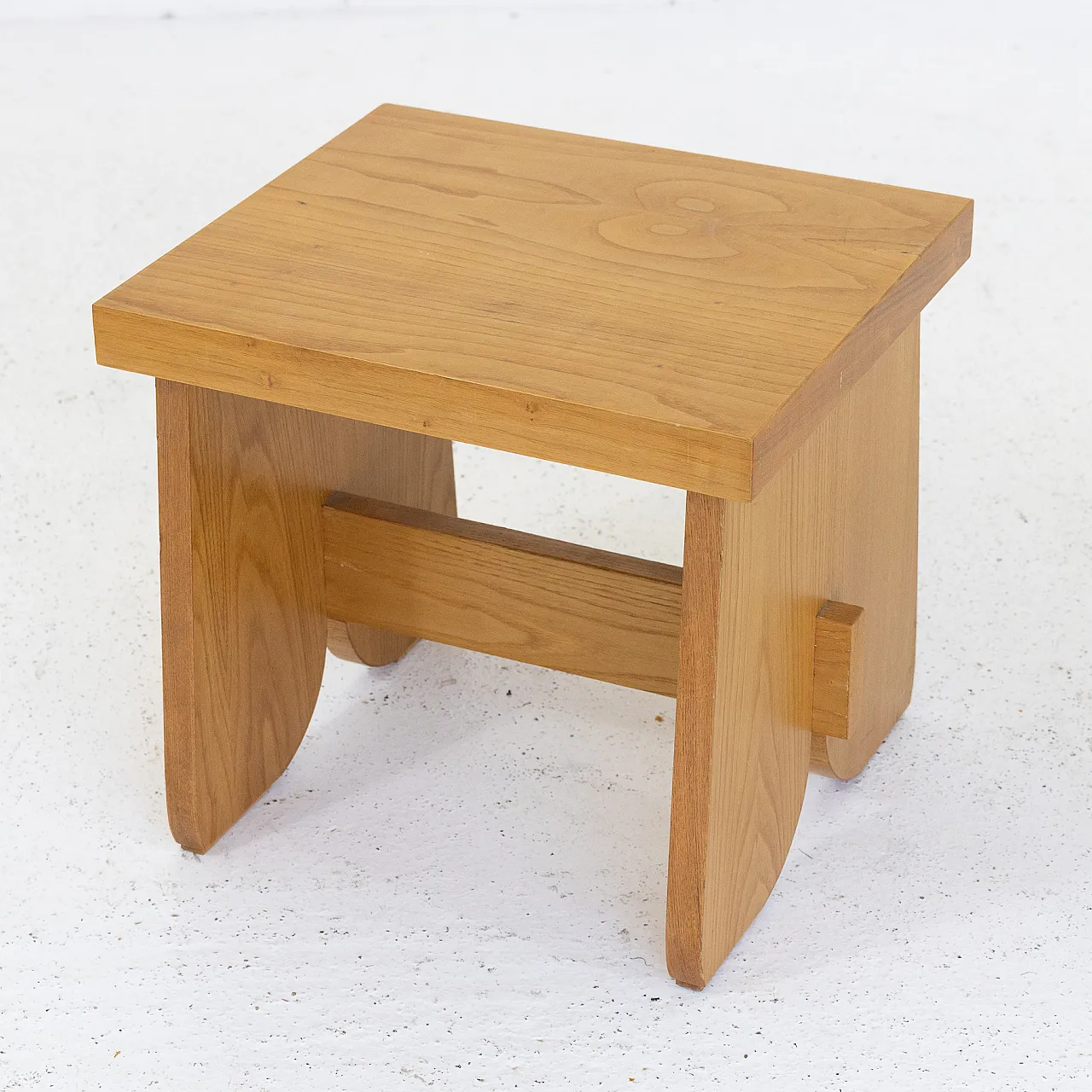 Pair of low sips in ash, 1960s 8