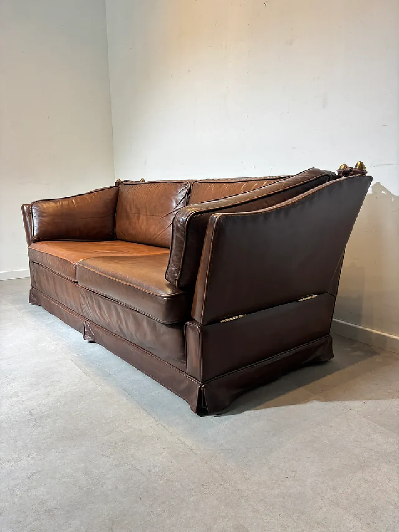 Leather sofa, late 20th century 11