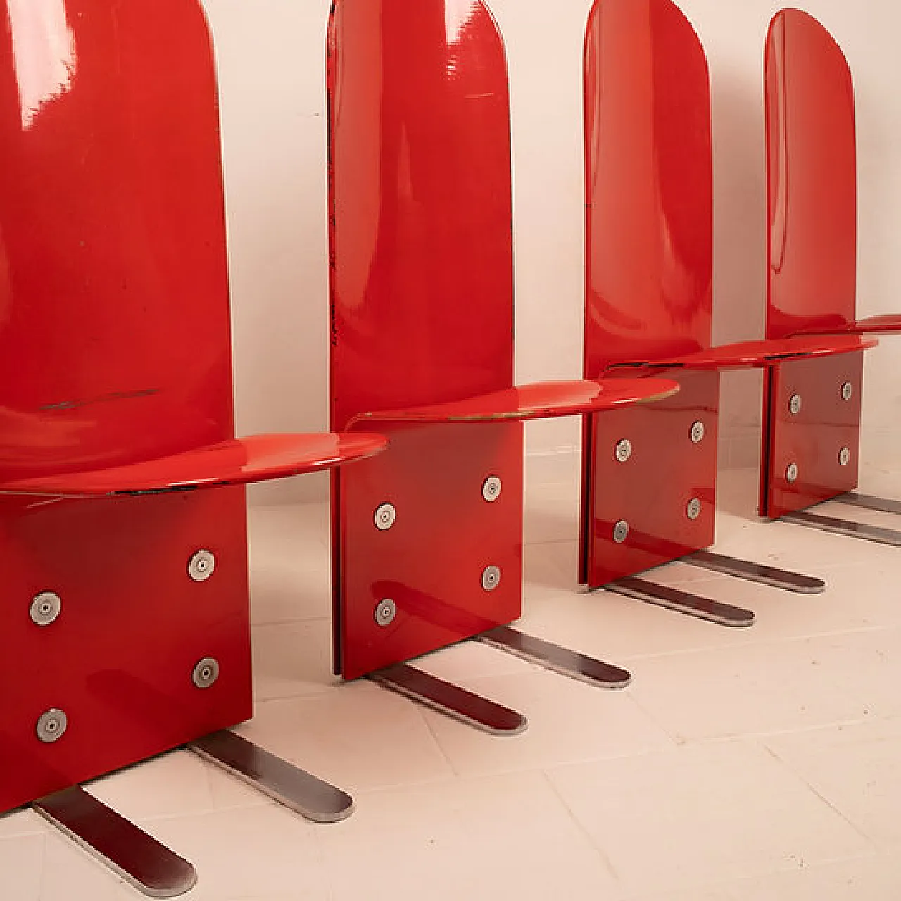 4 Sedie Pellicano di Luigi Saccardo per Arrmet, anni '70 14