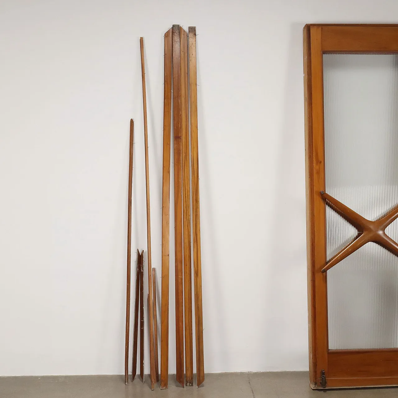 Large door in solid beech, 1950s 10