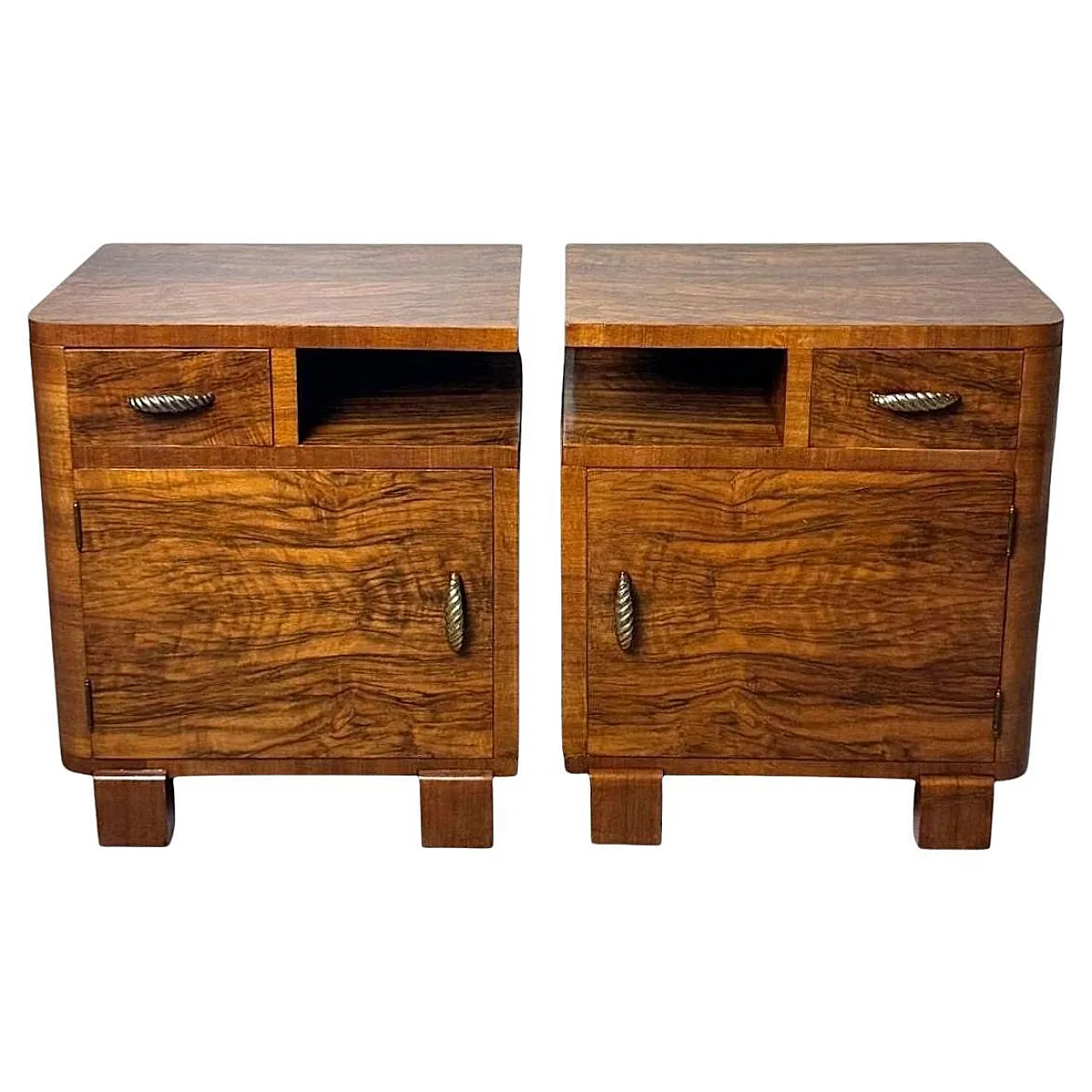 Coppia di comodini in noce in stile Art Déco, anni '30 1