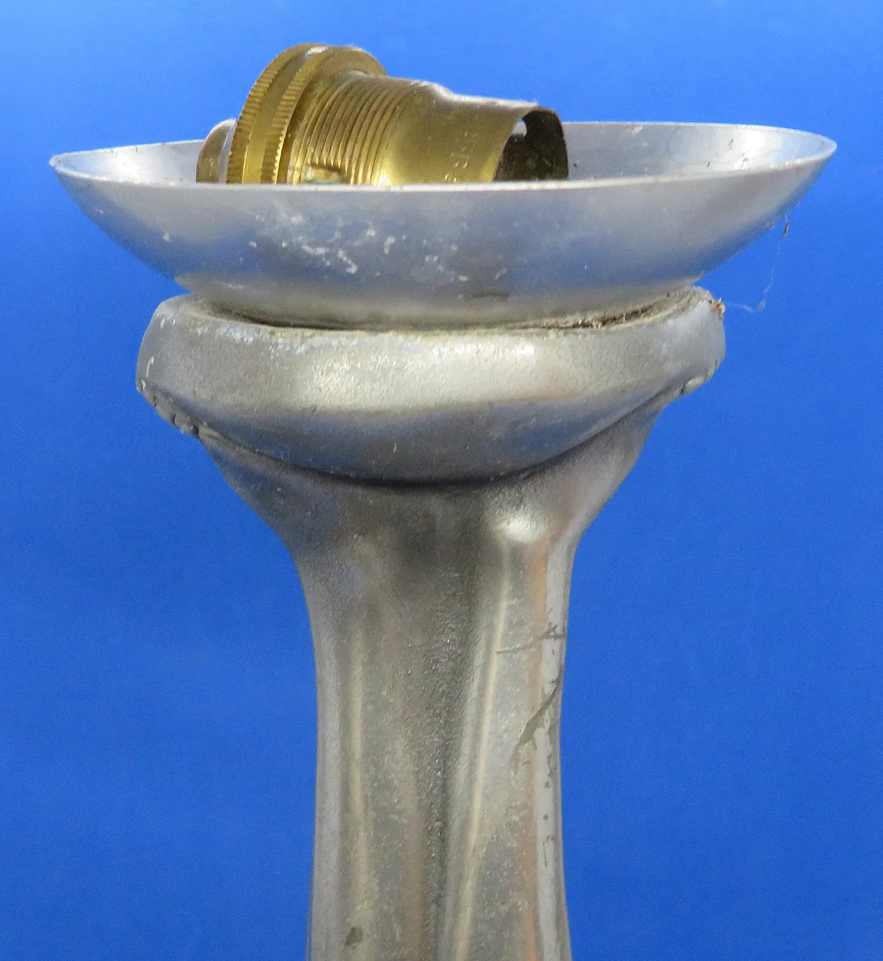 Dopo Gustav Adolf Daumiller una coppia di basi di lampade per la ginnasta art deco 7