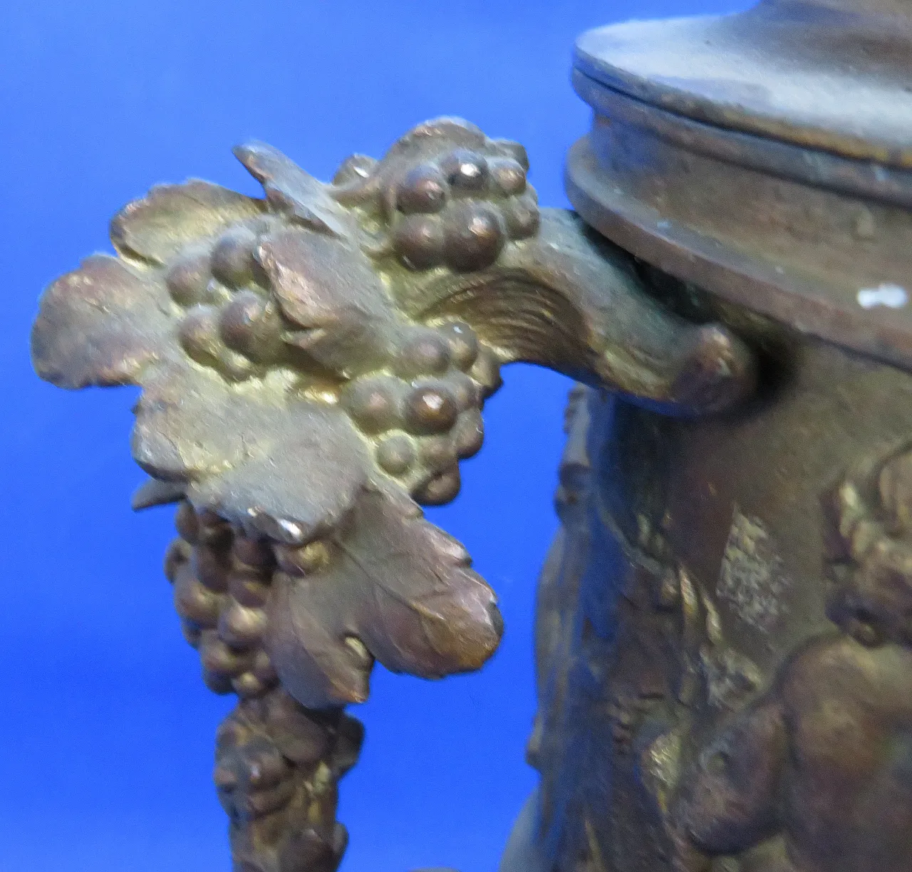 Vaso urna lidded clodion bronzato metallico bronzato 10