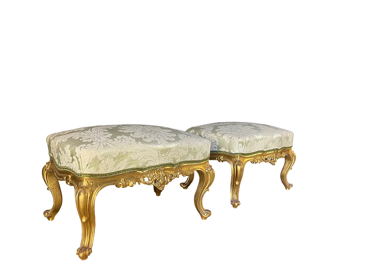 Pair of Baroque stools in gilded wood, 18th century 3