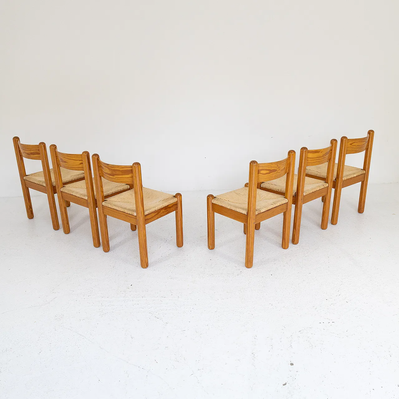 6 Larch wood chairs and woven straw, 1970s 2