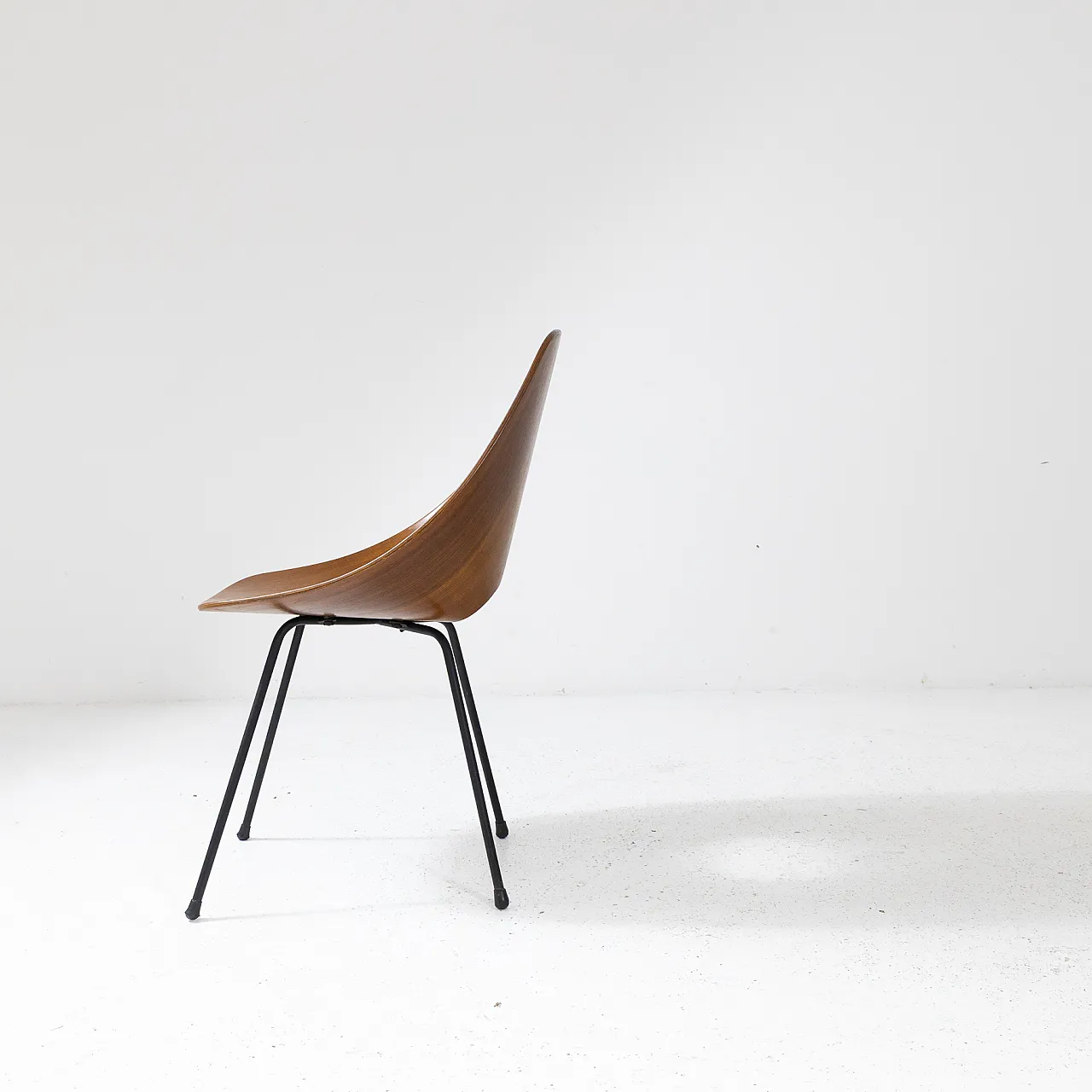 Sedia Medea di Vittorio Nobili per Fratelli Tagliabue, anni ’50 6