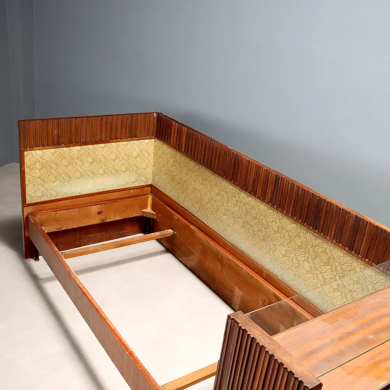 Coppia di letti, anni '60 7