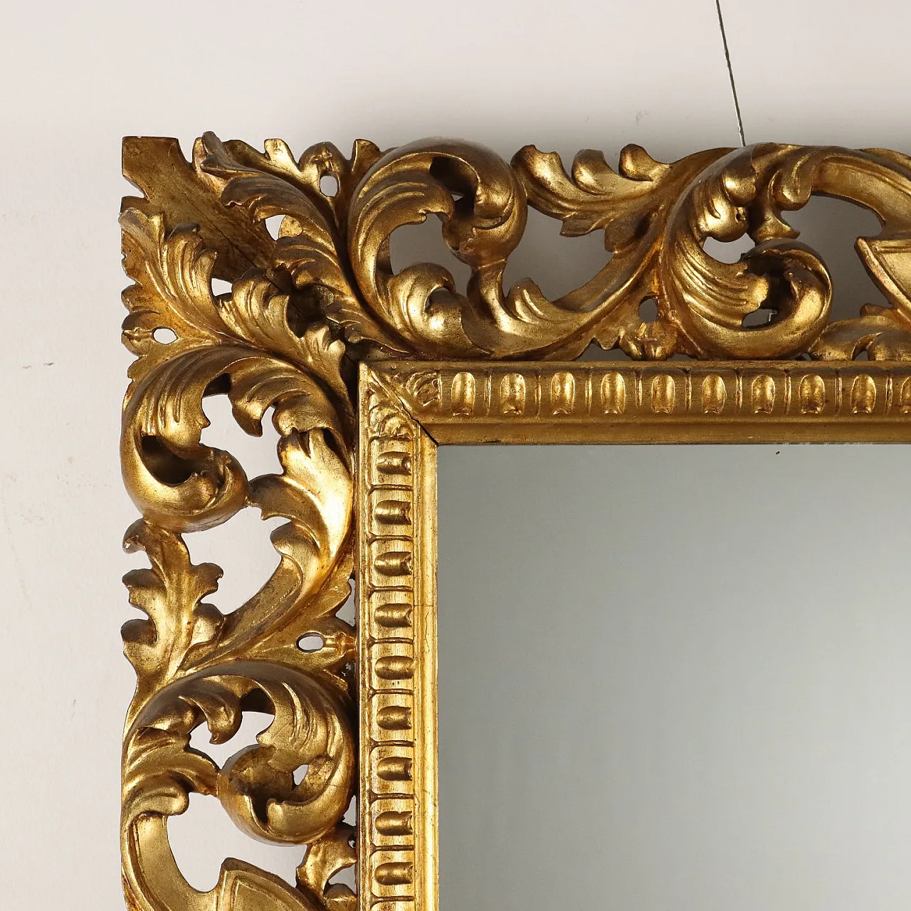 Specchiera in stile Rinascimento in pino svizzero, 20th century 4