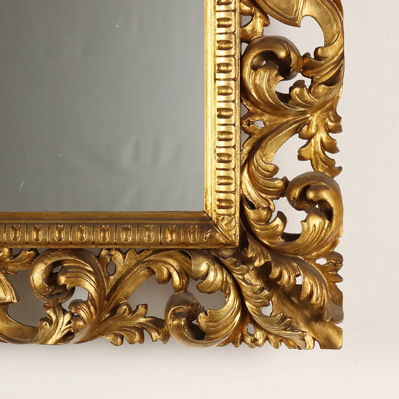 Specchiera in stile Rinascimento in pino svizzero, 20th century 7