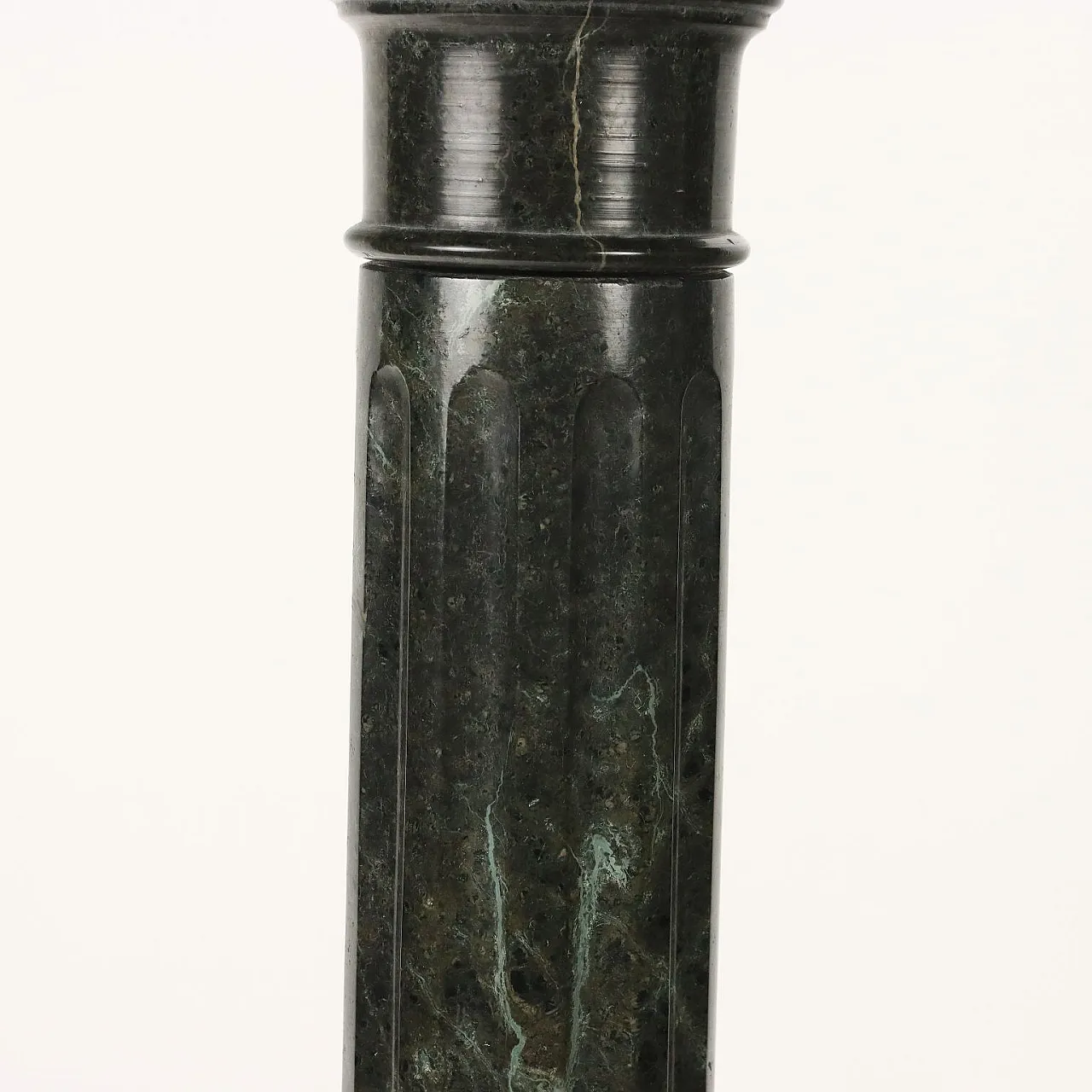 Colonna reggibusto in marmo verde serpentino 2