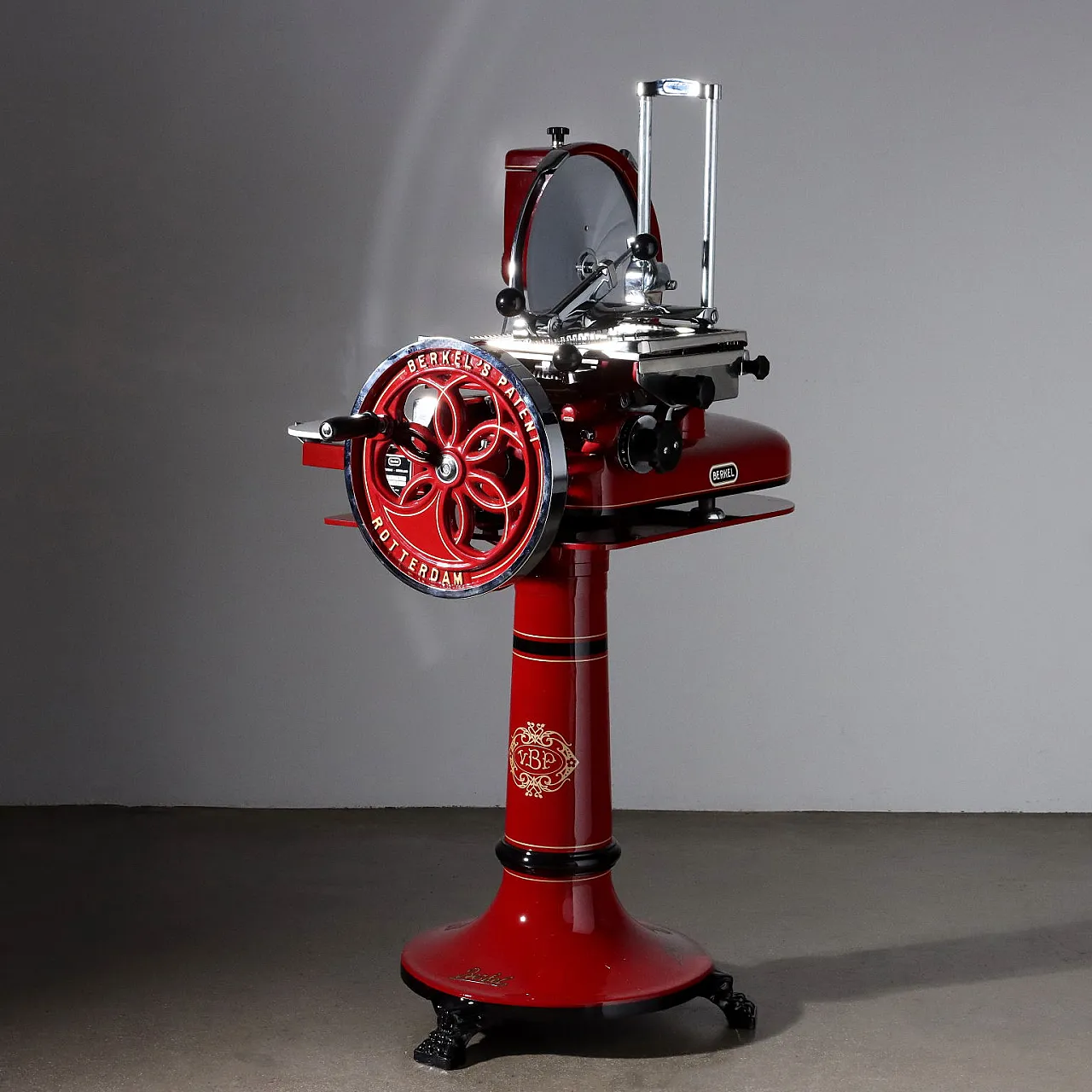 Red Berkel slicer Model 115, restored, 1950s 1