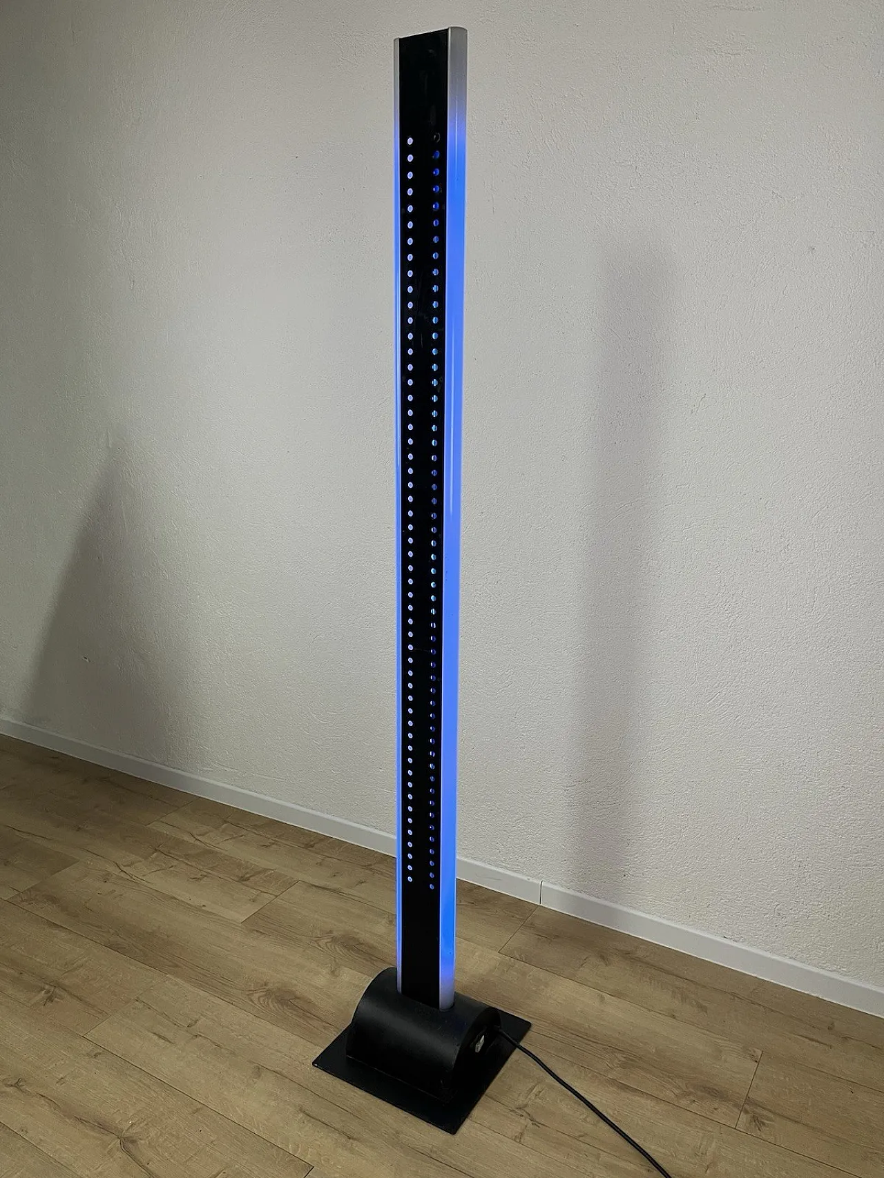 Postmodern floor lamp by Ettore Sottsass, 1980s 3