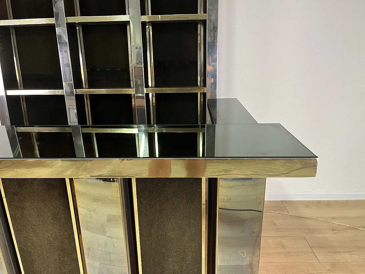 Metal and glass bar cabinet by Willy Rizzo, 1960s 8