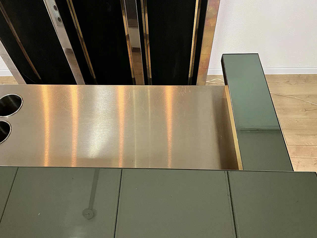 Metal and glass bar cabinet by Willy Rizzo, 1960s 10