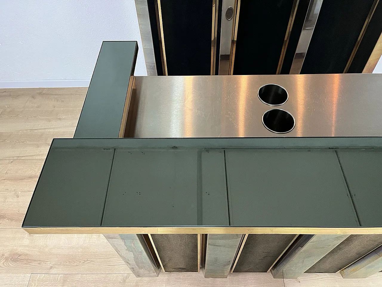 Metal and glass bar cabinet by Willy Rizzo, 1960s 11