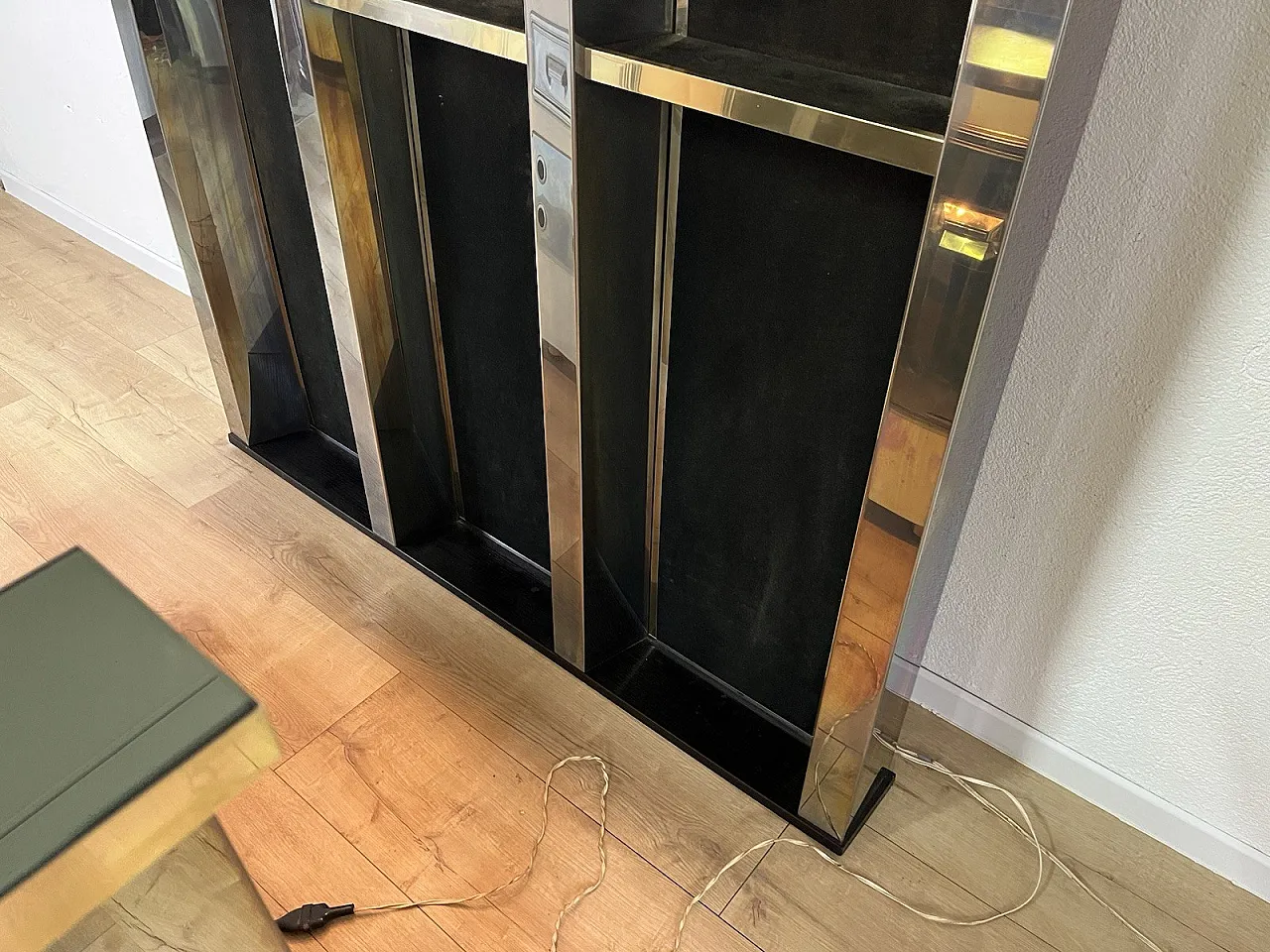 Metal and glass bar cabinet by Willy Rizzo, 1960s 15