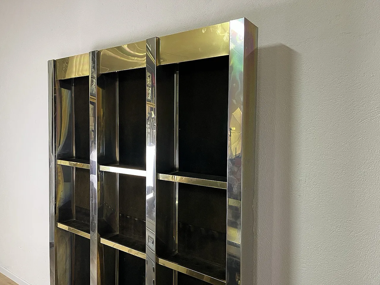 Metal and glass bar cabinet by Willy Rizzo, 1960s 17