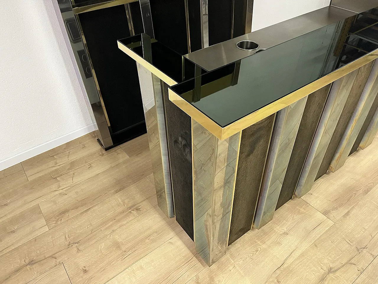 Metal and glass bar cabinet by Willy Rizzo, 1960s 19