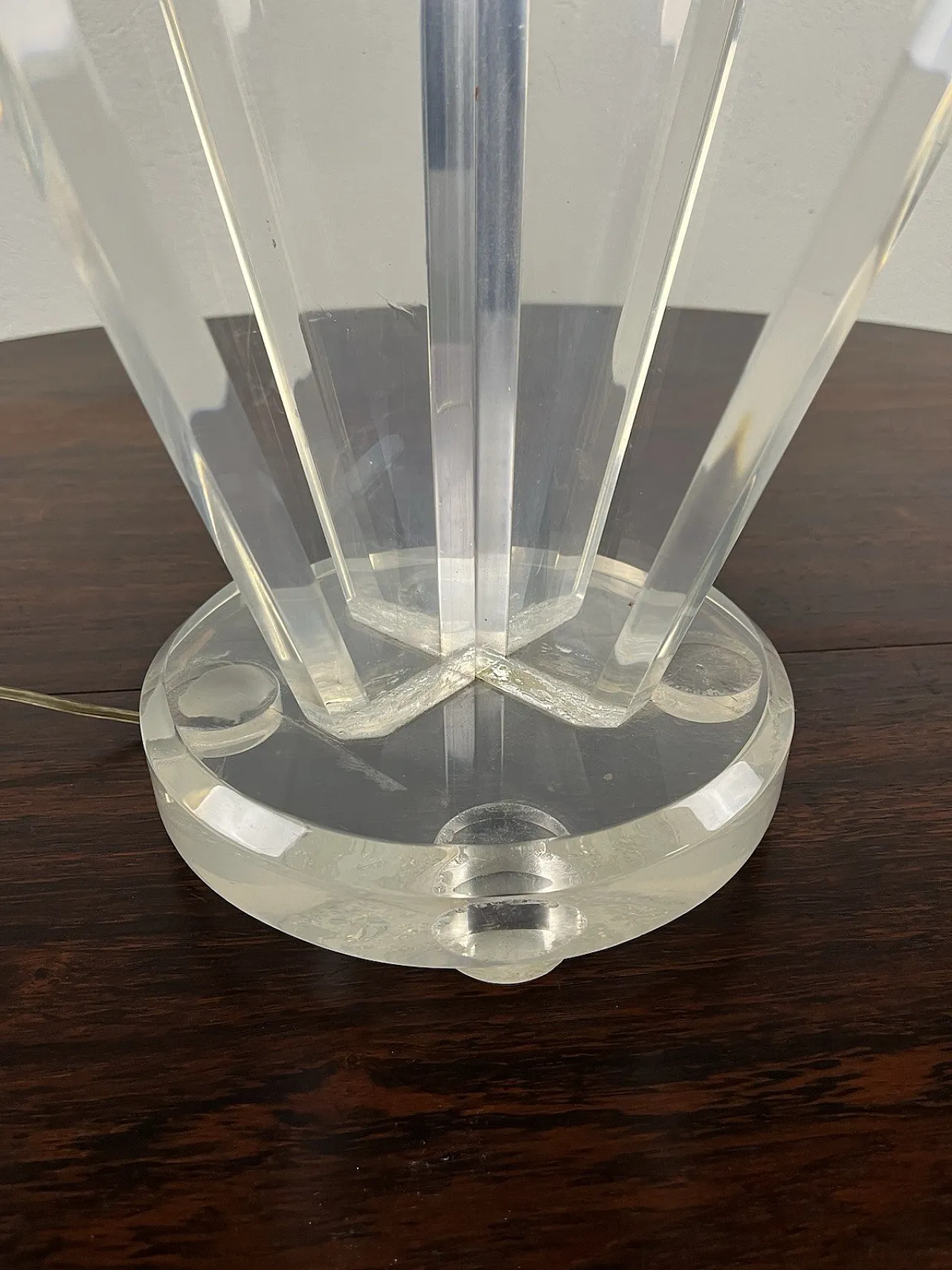 Plexiglass table lamp, 1970s 11