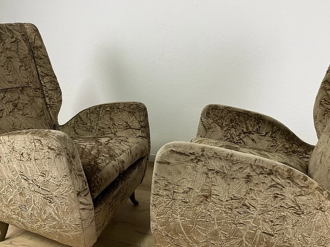 Pair of 408 armchairs by Gio Ponti for ISA, 1950s 17