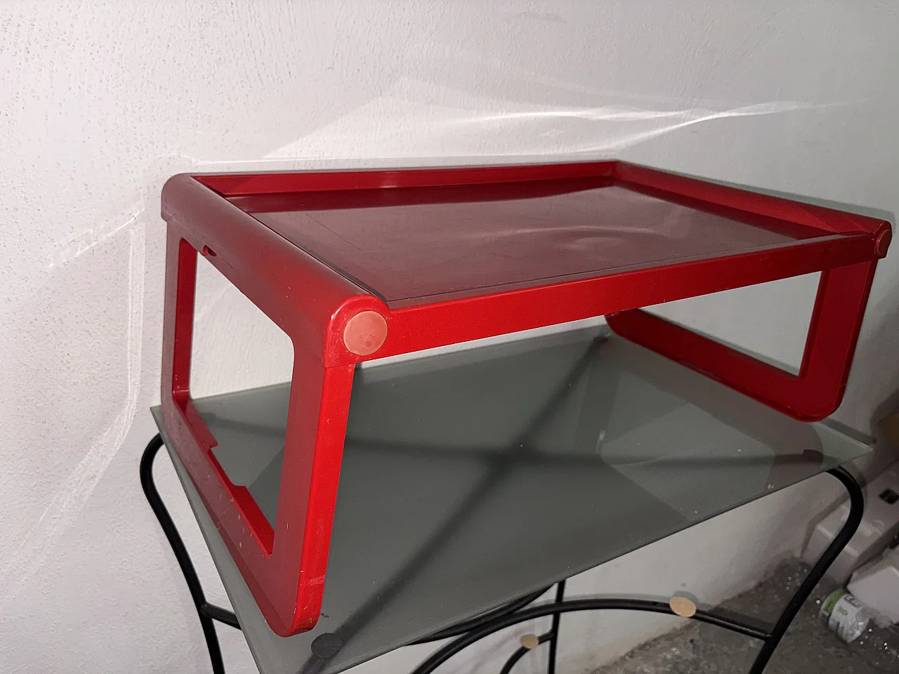 Tavolino rosso Guzzini 1