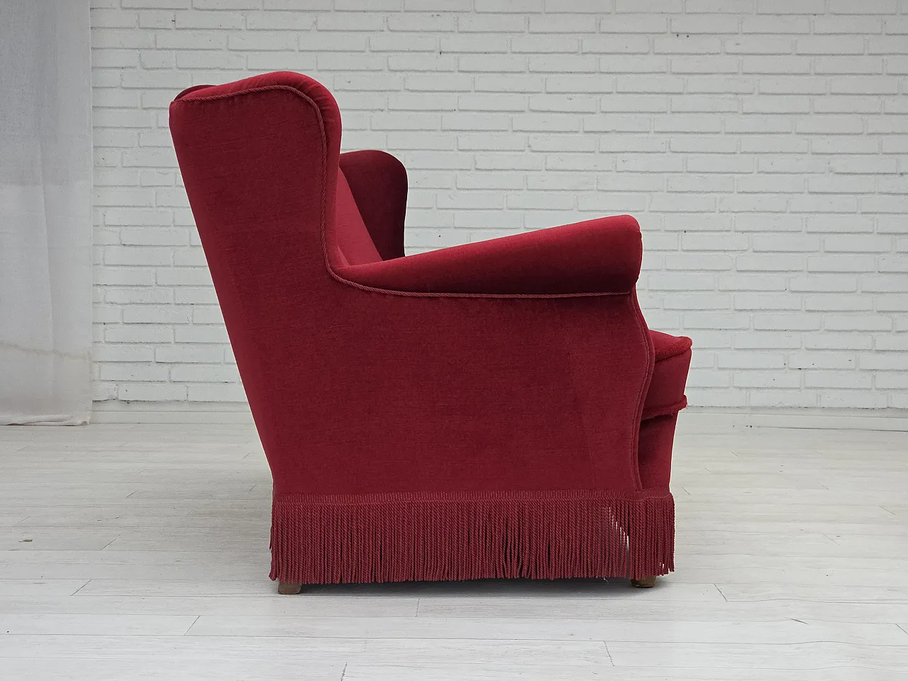 Danish 3-seater curved sofa in red furniture velour, 1960s 6