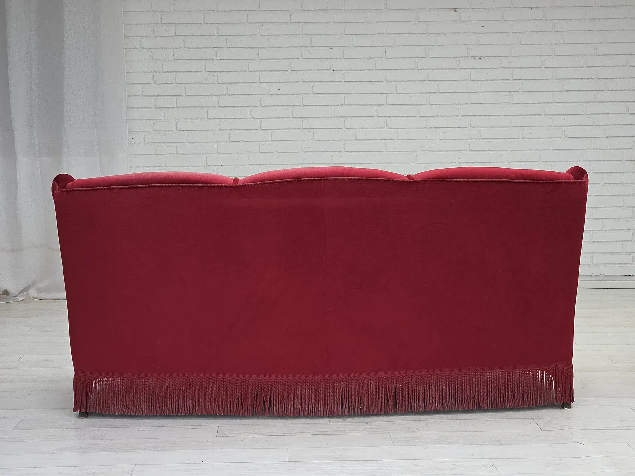 Danish 3-seater curved sofa in red furniture velour, 1960s 10