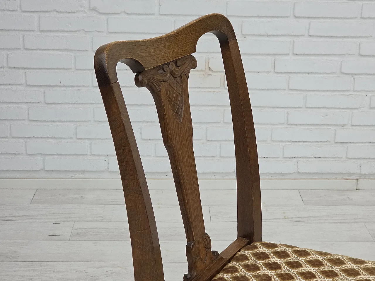 6 Danish chairs in velour and oak wood, 1930s 3