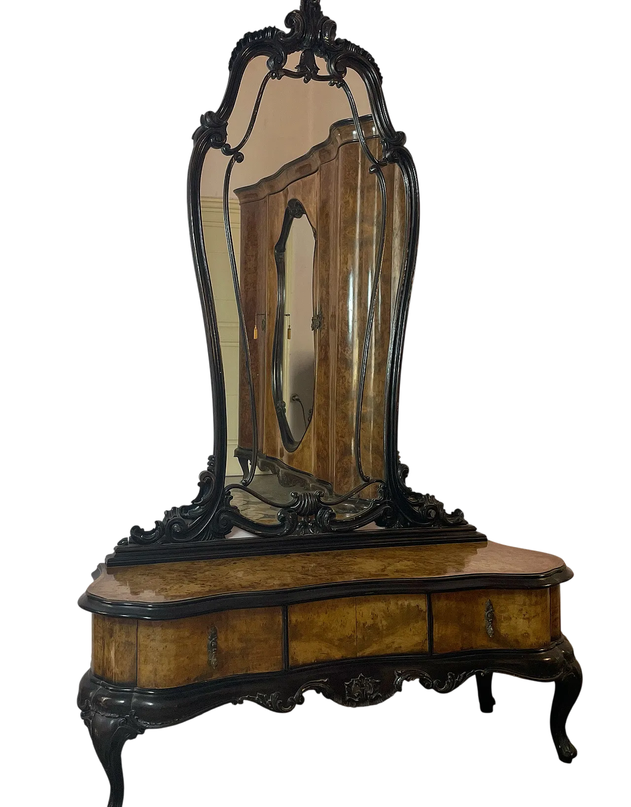 Walnut burl dressing table with mirror, early 20th century 4