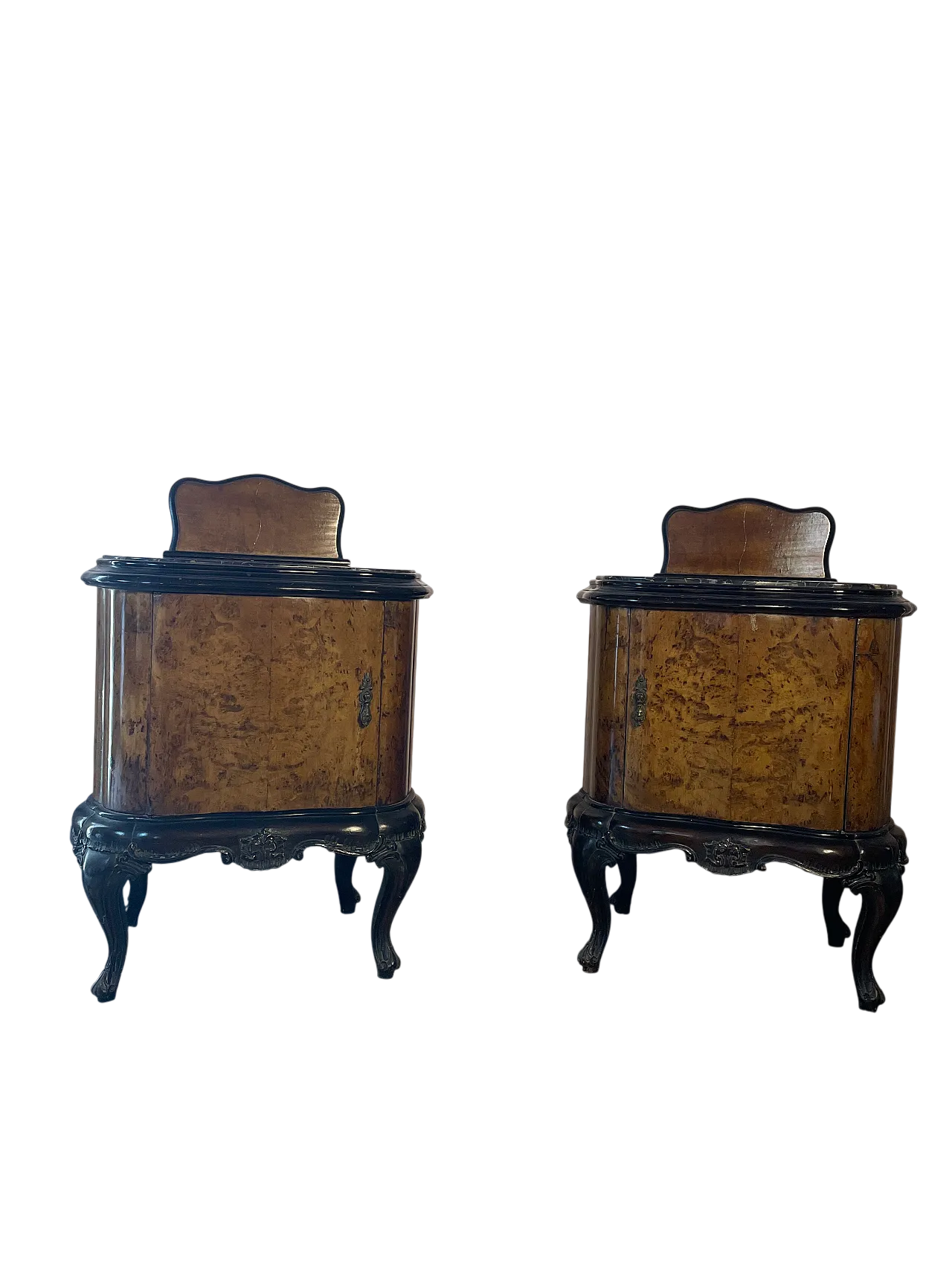 Pair of Venetian walnut burl bedside tables, mid-20th century 2