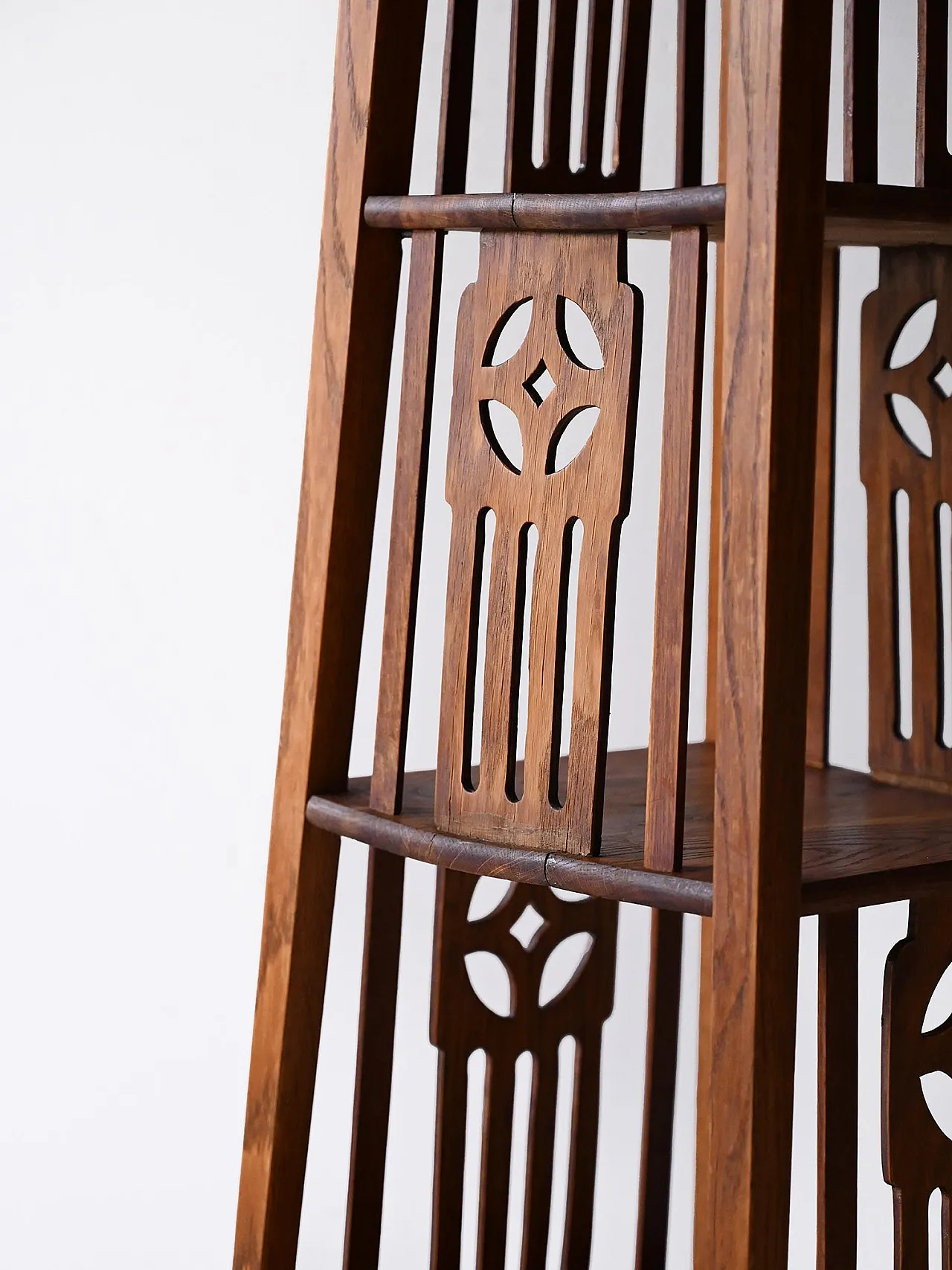 Piedistallo portafiori scandinavo Jugendstil in quercia 9