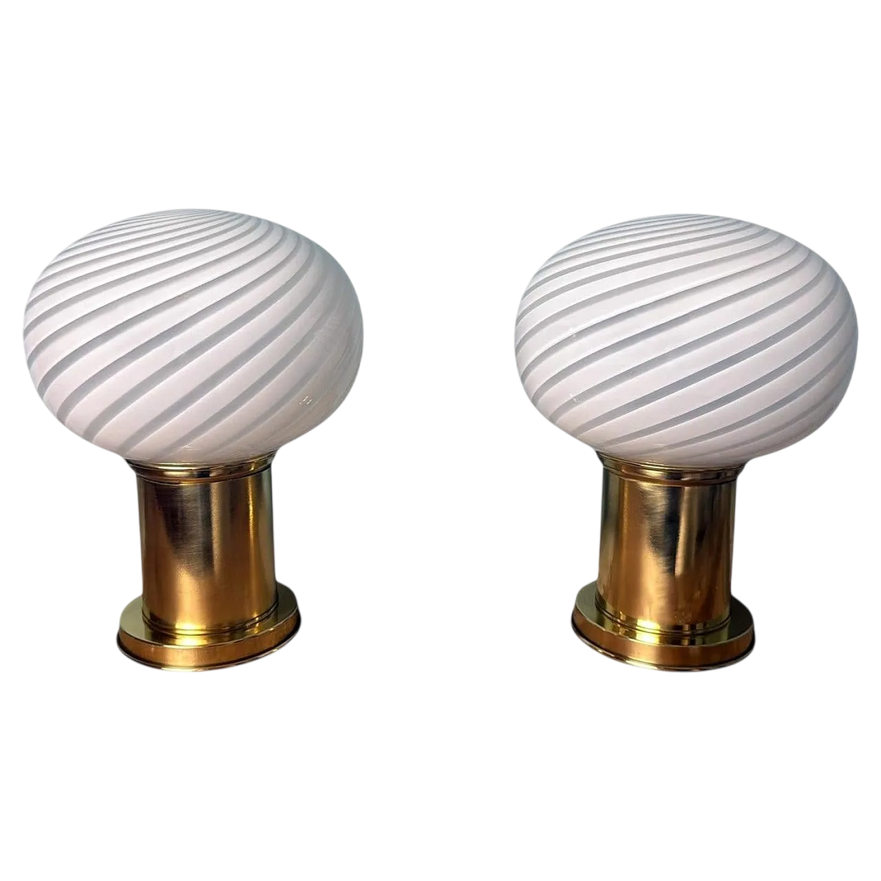 Coppia di lampade in ottone e vetro di Murano, anni '80 20