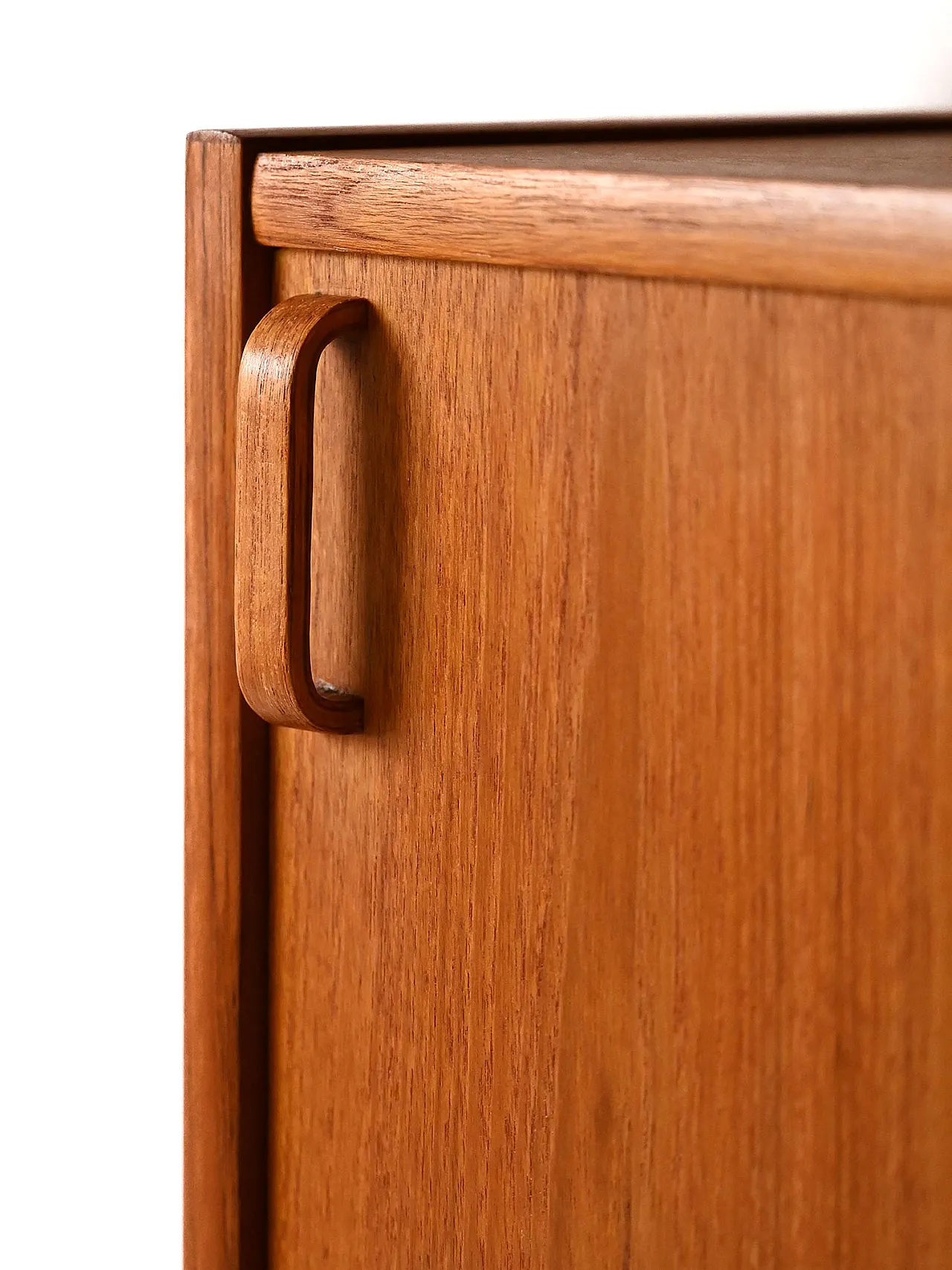 Scandinavian bookcase in 1960s B. Fridhagen for Bodafors 9