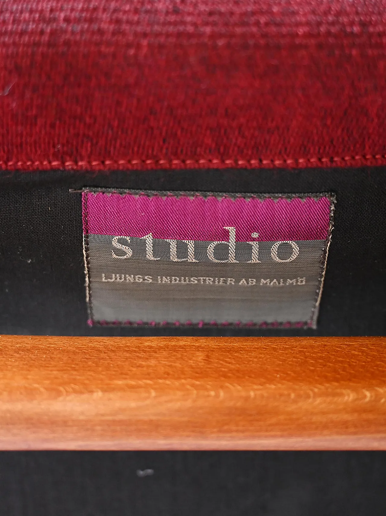 Poltrona vintage scandinava della linea Studio 6