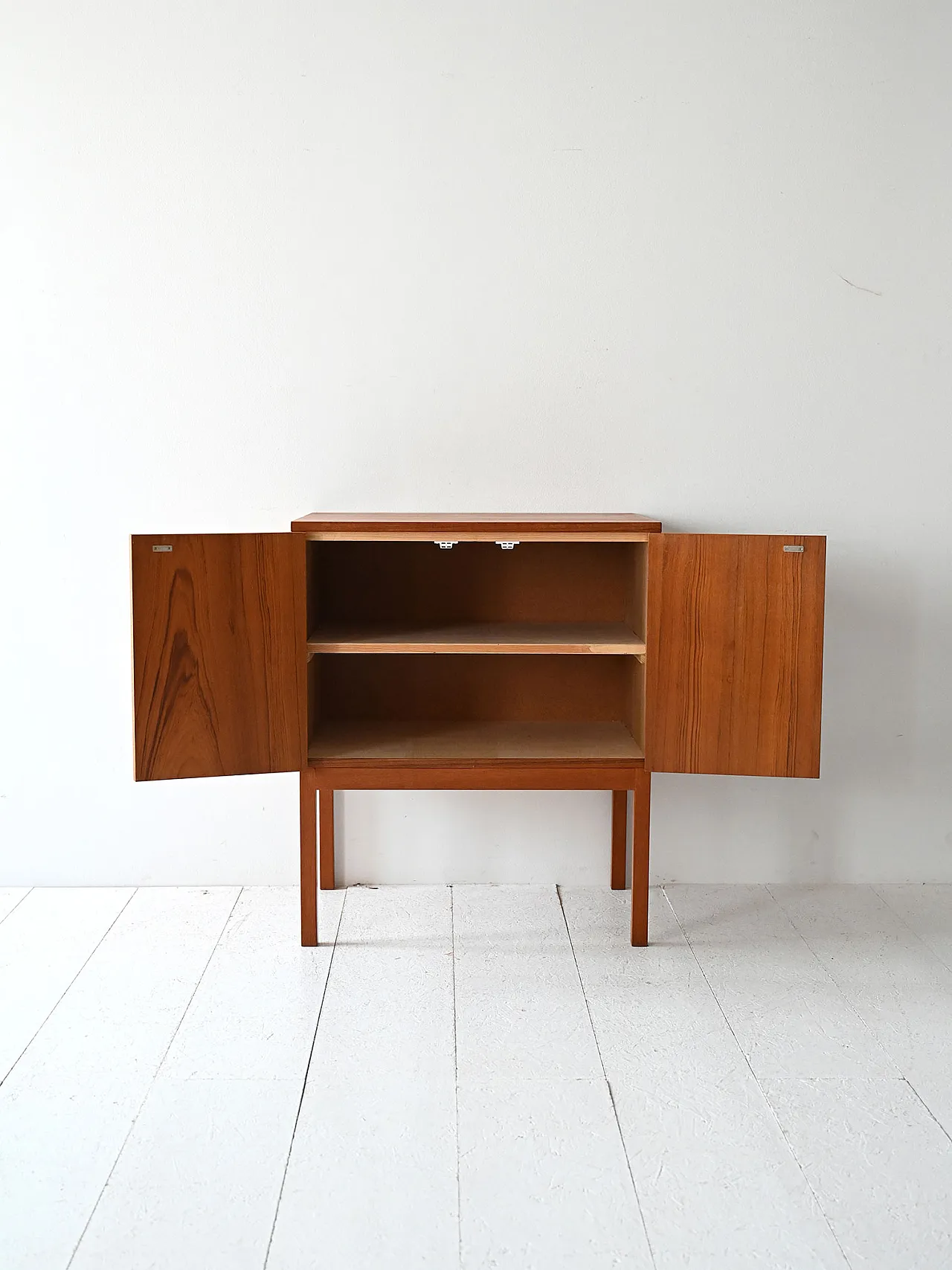 Scandinavian container in the 1960s Teak 3