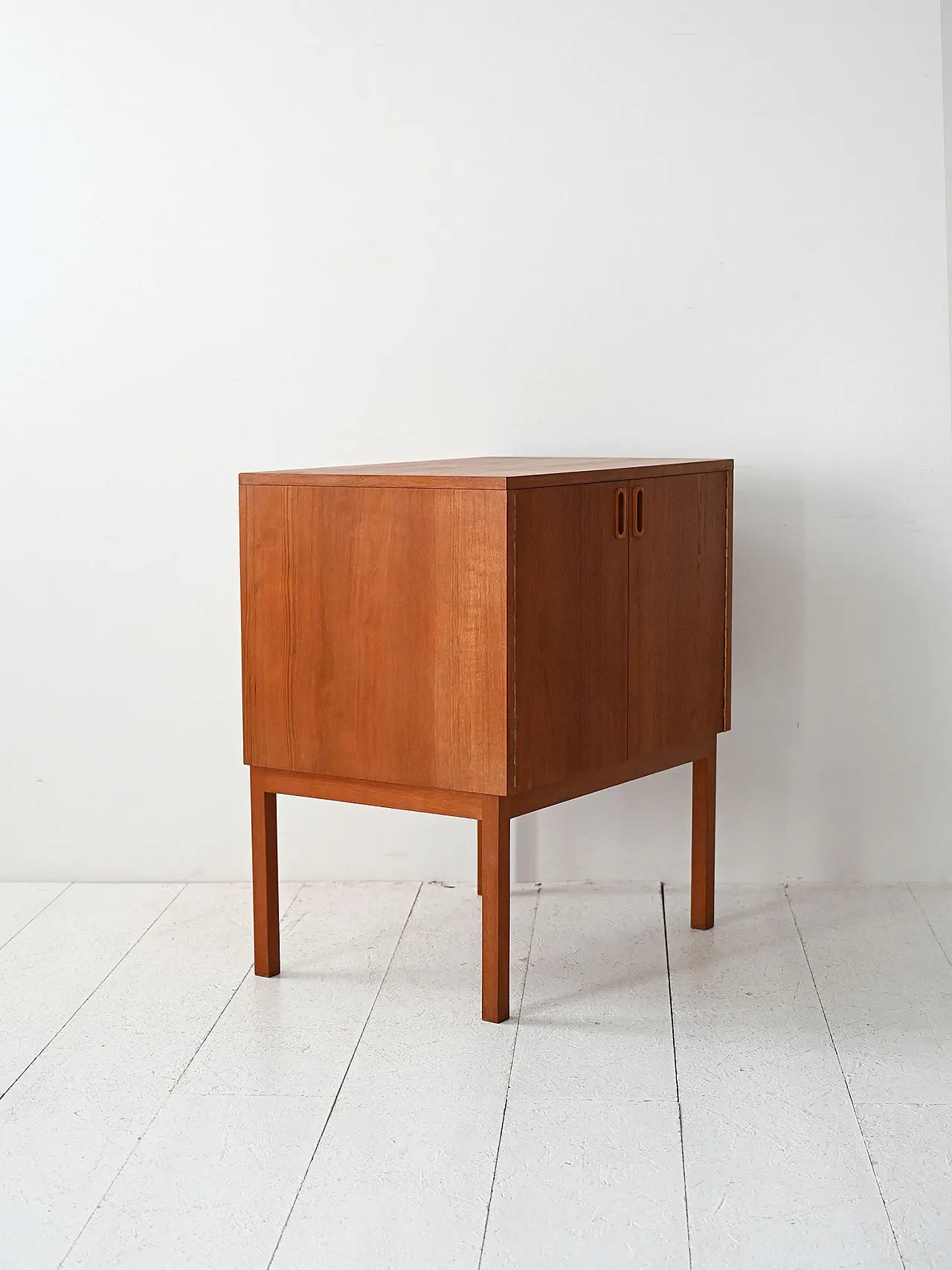 Scandinavian container in the 1960s Teak 4