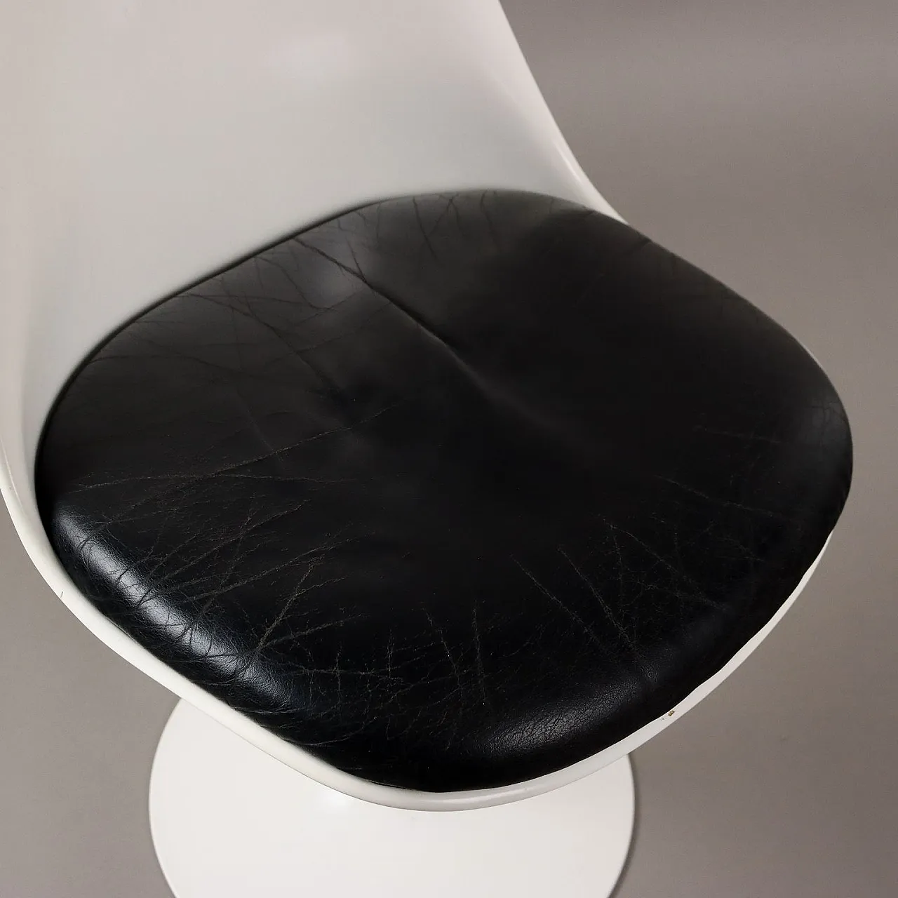 Tulip chair by Eero Saarinen for Knoll, 1970s 4