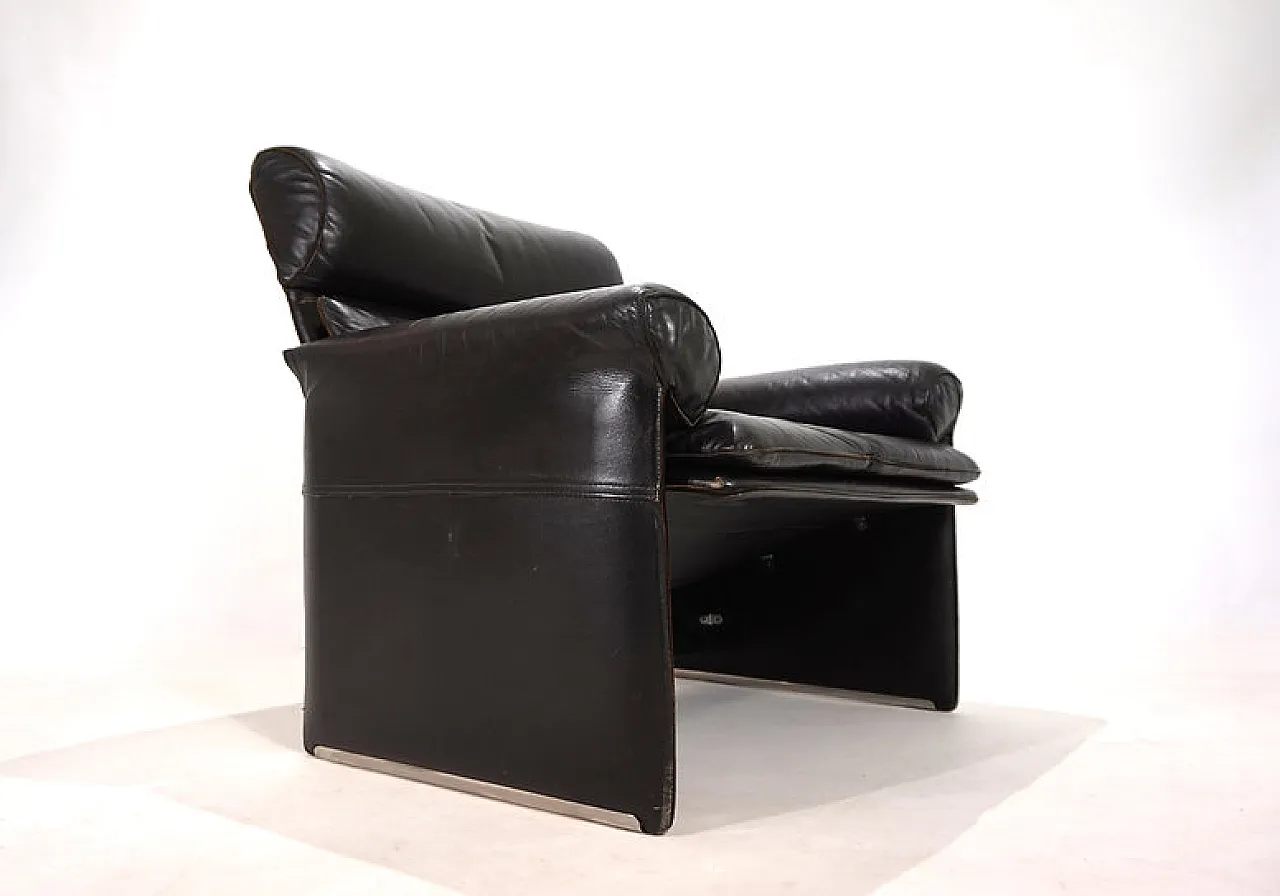 Leather armchair by Giovanni Offredi for Saporiti, 1970s 7