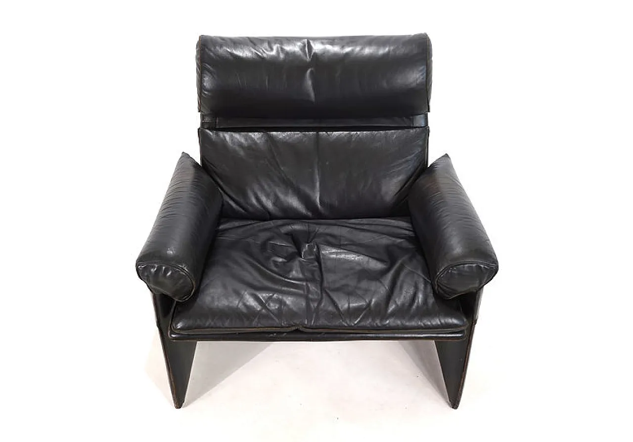 Leather armchair by Giovanni Offredi for Saporiti, 1970s 9