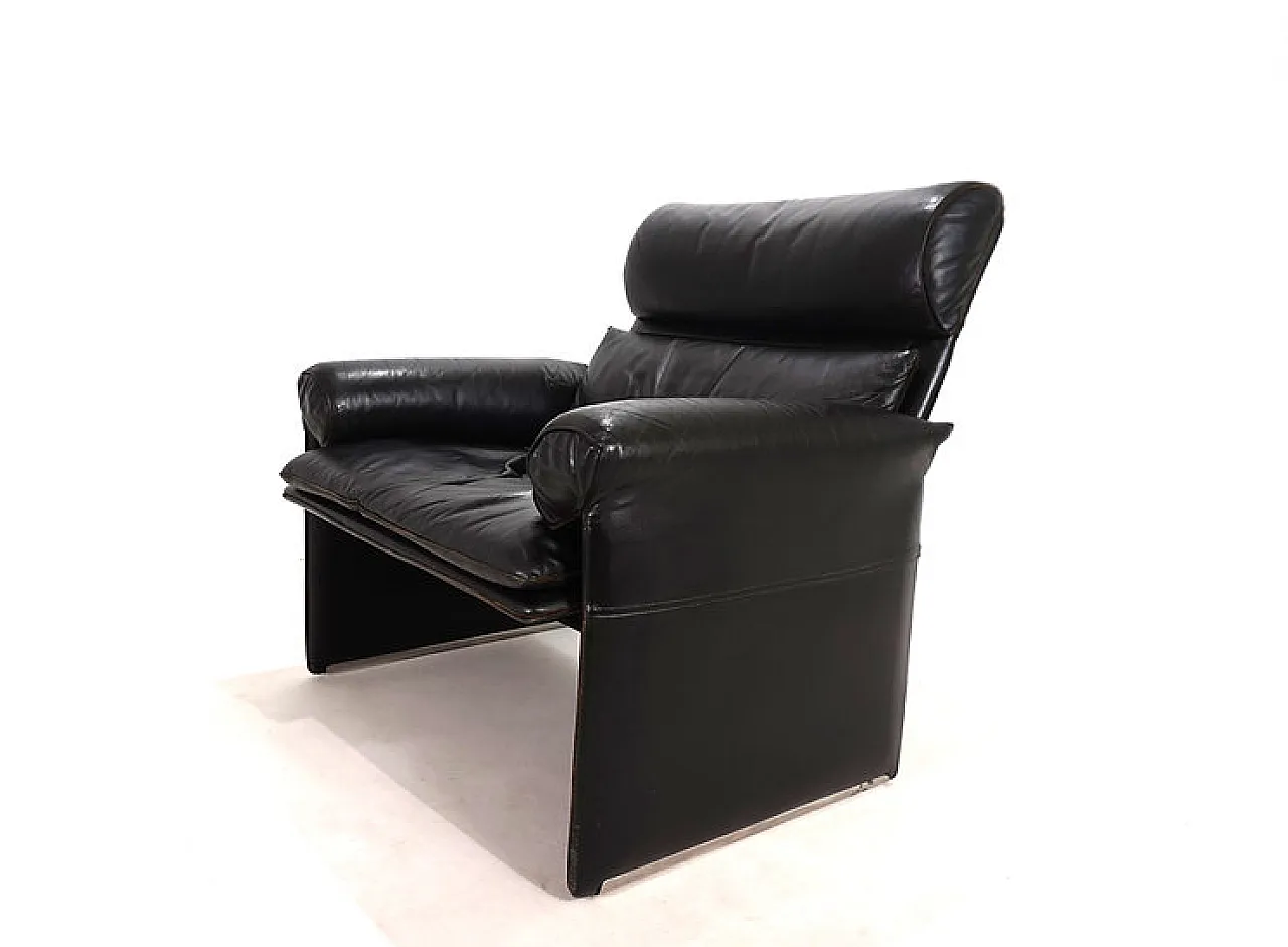 Leather armchair by Giovanni Offredi for Saporiti, 1970s 11